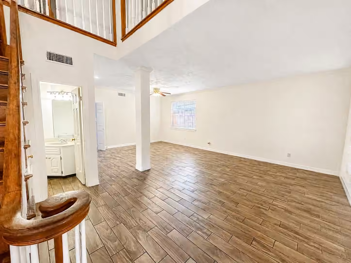 Photo 4 of 13402 Balcrest Drive, Houston, TX