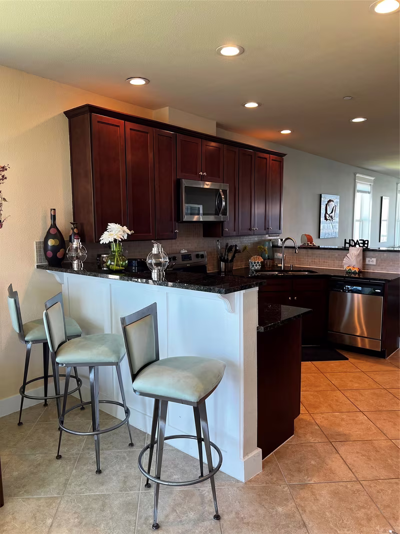 Photo 4 of 4221 Grassy Pointe Drive 301, Galveston, TX