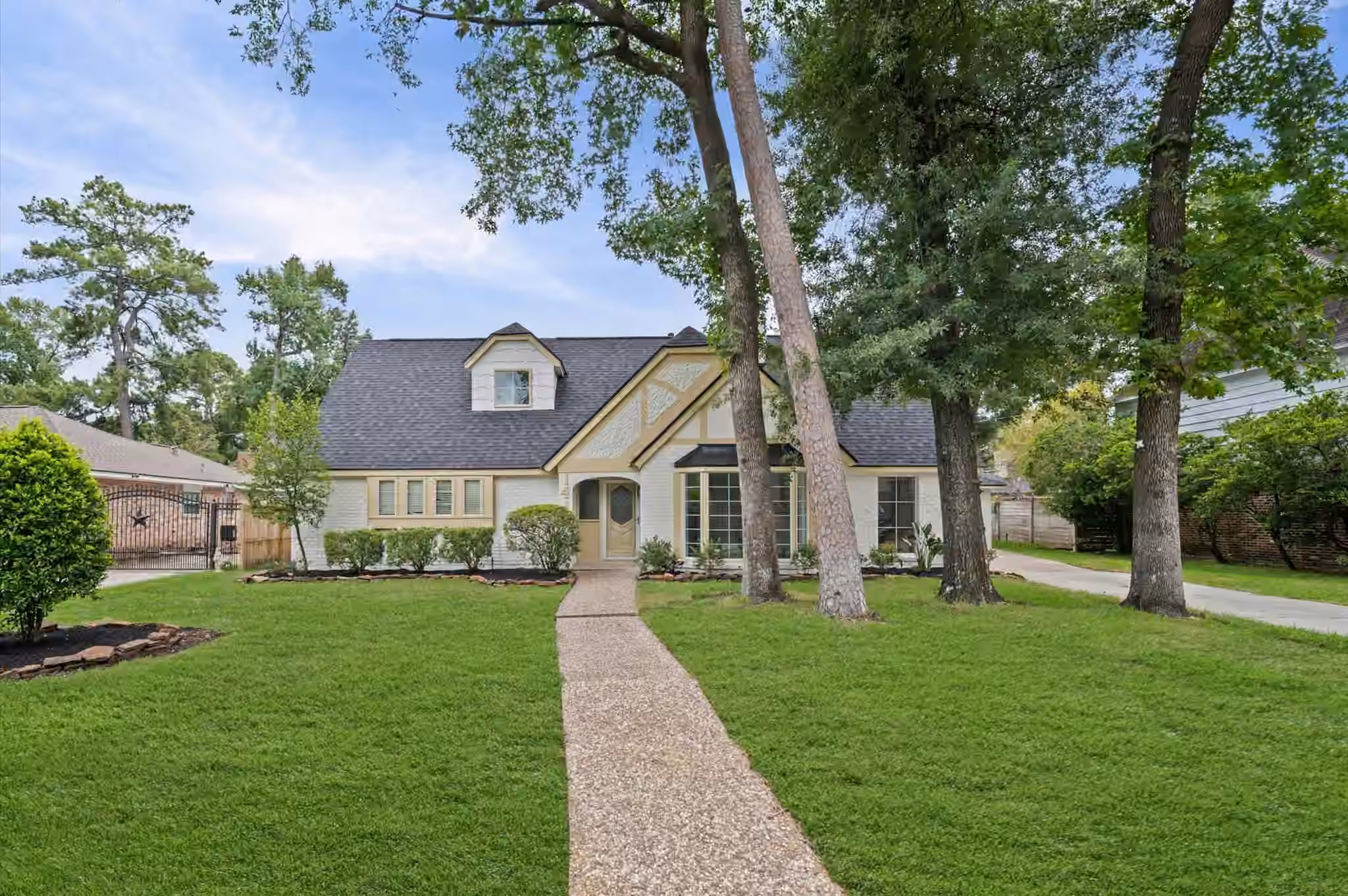 Photo of 1415 Anvil Drive, Houston, TX