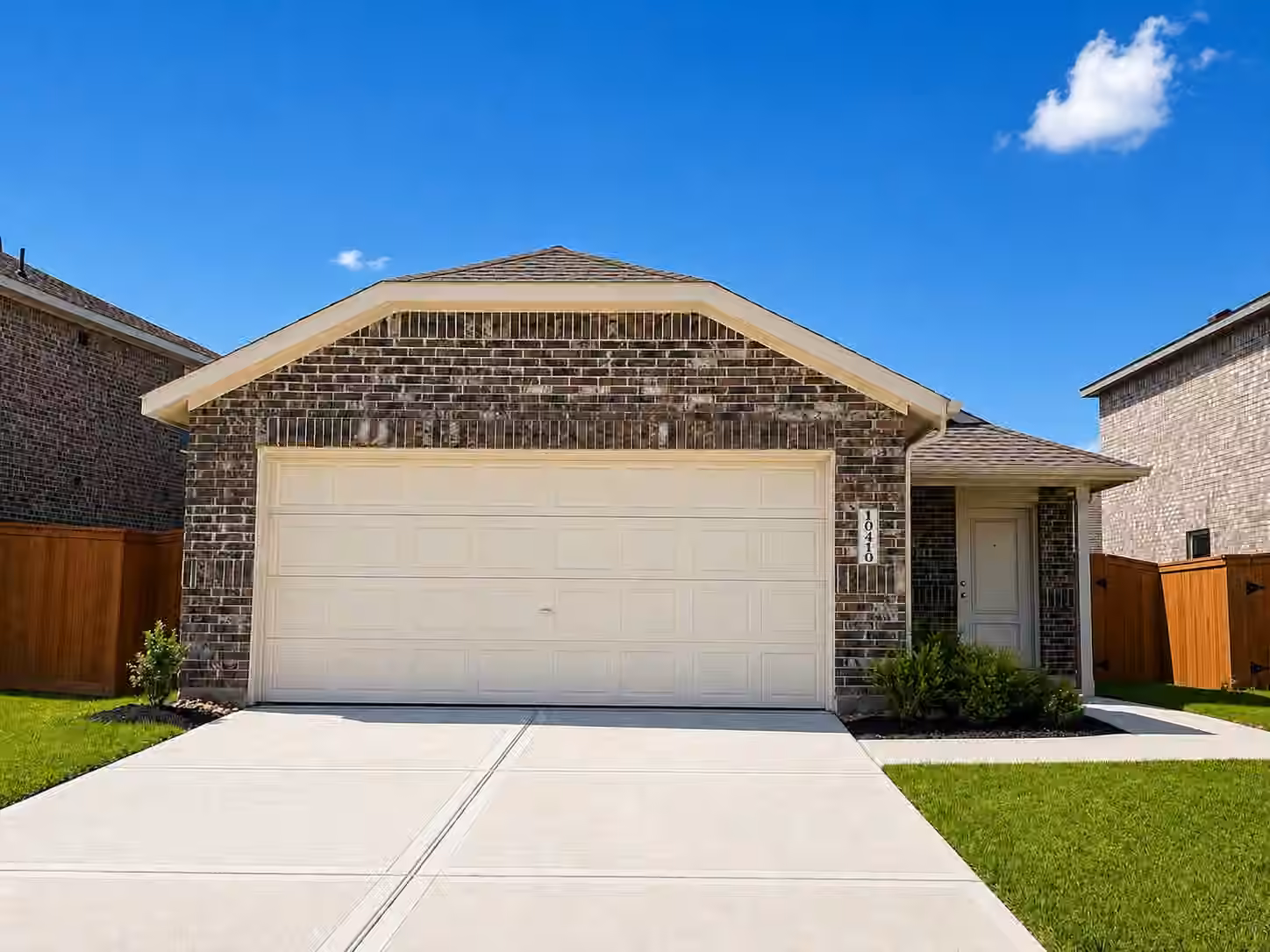 Photo of 10410 Rocky Trail, Beasley, TX