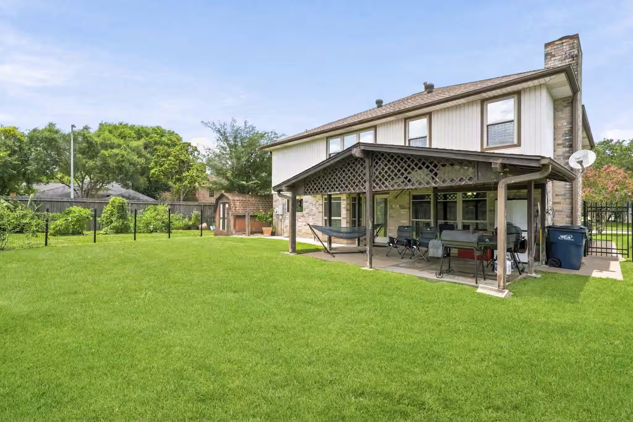 Photo 6 of 2135 Victoria Garden Drive, Richmond, TX