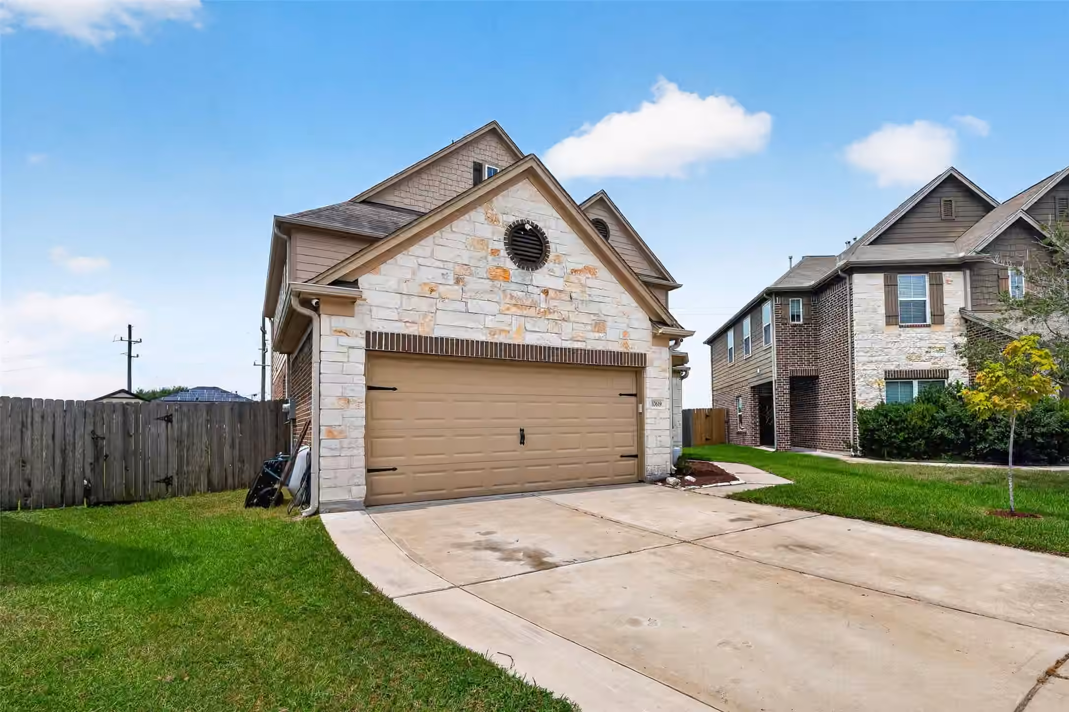 Photo 3 of 10619 Blithe Oak Court, Tomball, TX