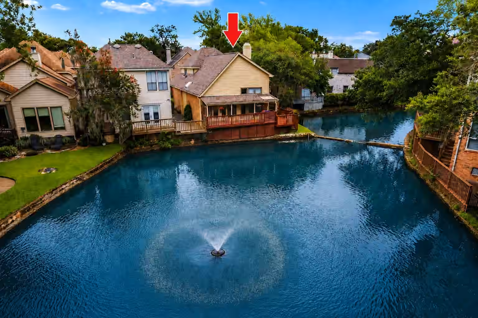 Photo 5 of 12853 Kingsbridge Lane, Houston, TX