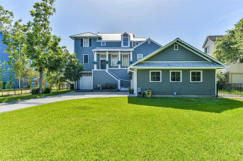 Photo 4 of 605 Quintana Roo Place, Seabrook, TX