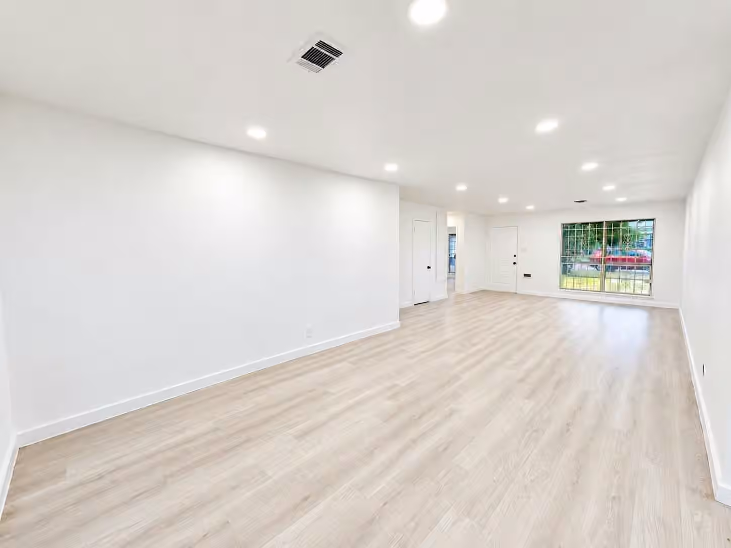 Photo 6 of 10807 Safeguard Street, Houston, TX