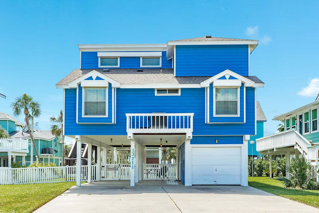Photo of 13711 Pirates Beach Boulevard, Galveston, TX