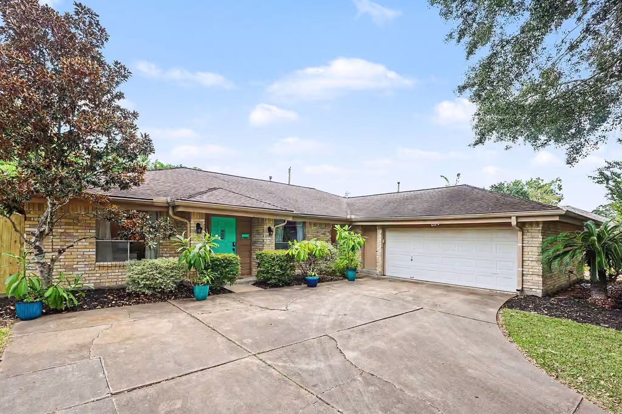 Photo of 631 Bayview Drive, El Lago, TX