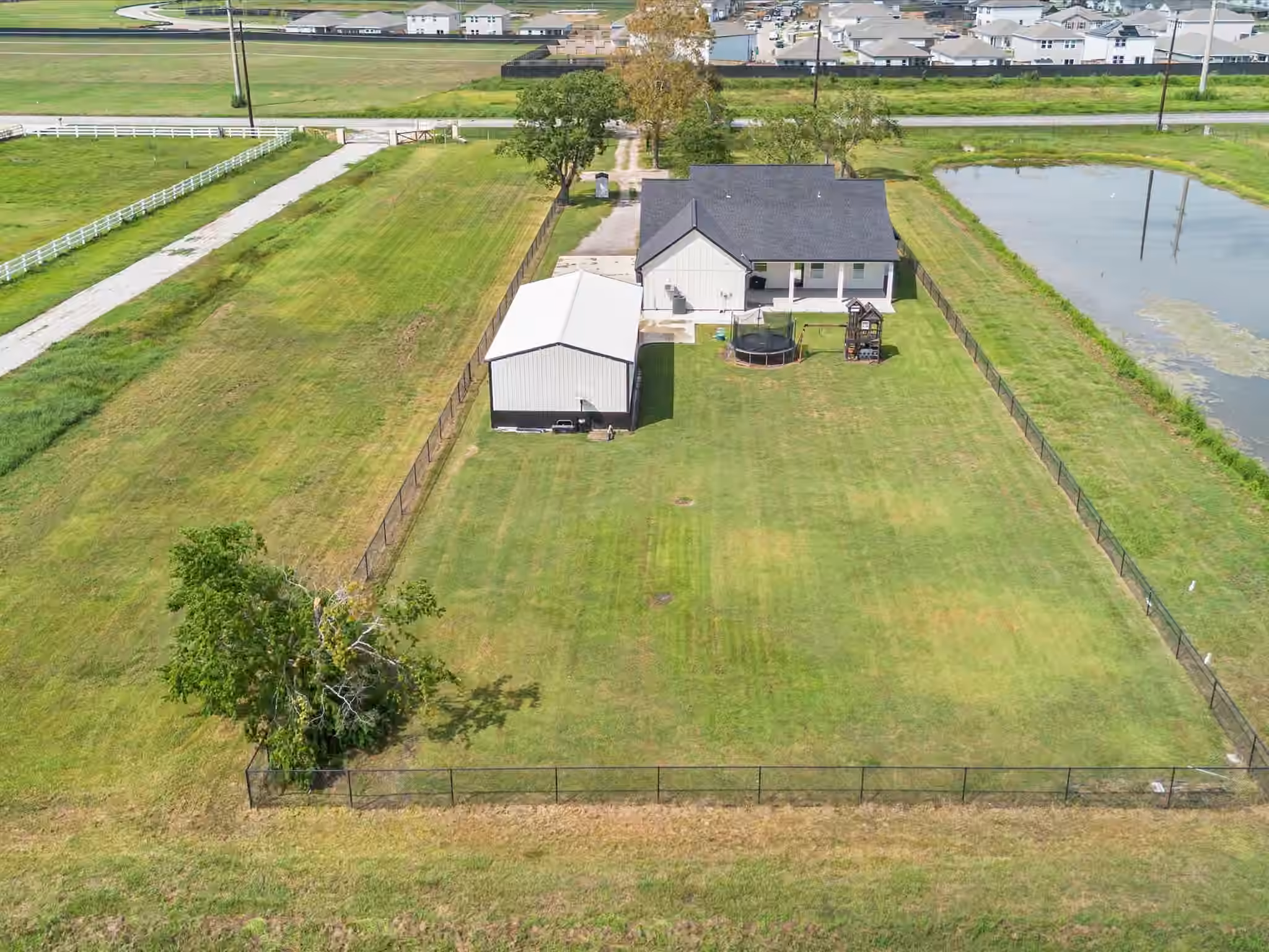 Photo 3 of 15926 Bohemian Hall Road, Crosby, TX
