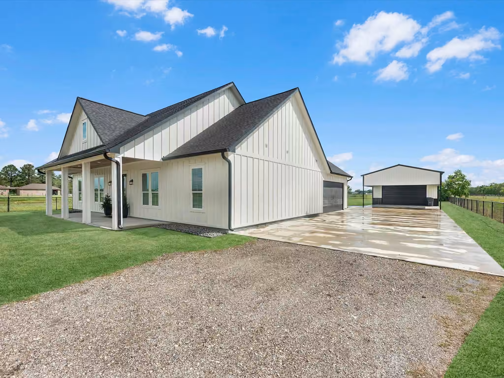 Photo 5 of 15926 Bohemian Hall Road, Crosby, TX