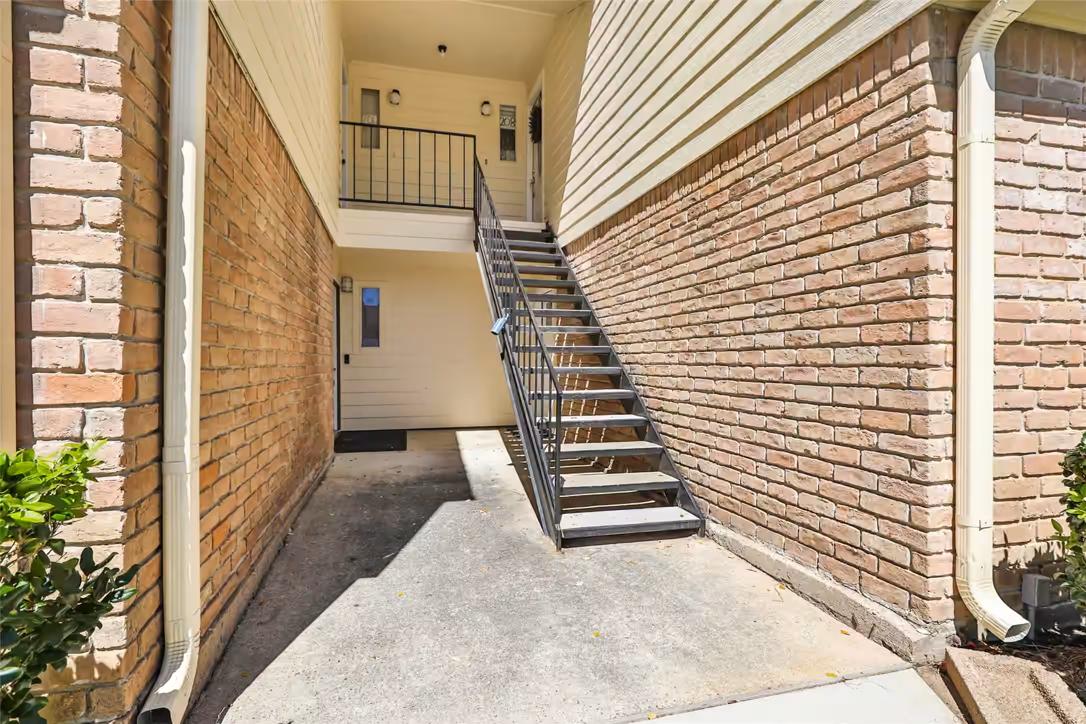 Photo 2 of 14515 Wunderlich Drive 207, Houston, TX