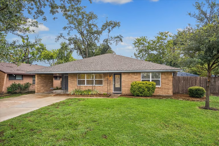 Photo of 4402 Libbey Lane, Houston, TX
