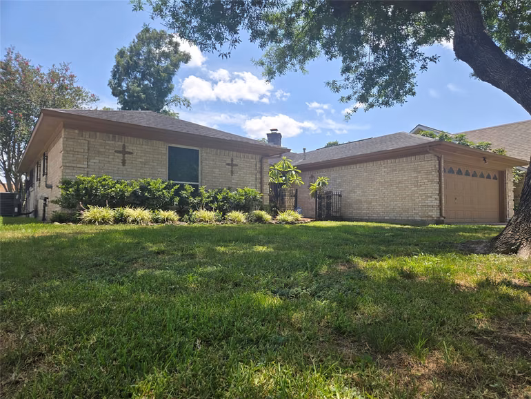 Photo 3 of 4314 Terlingua Street, Pasadena, TX