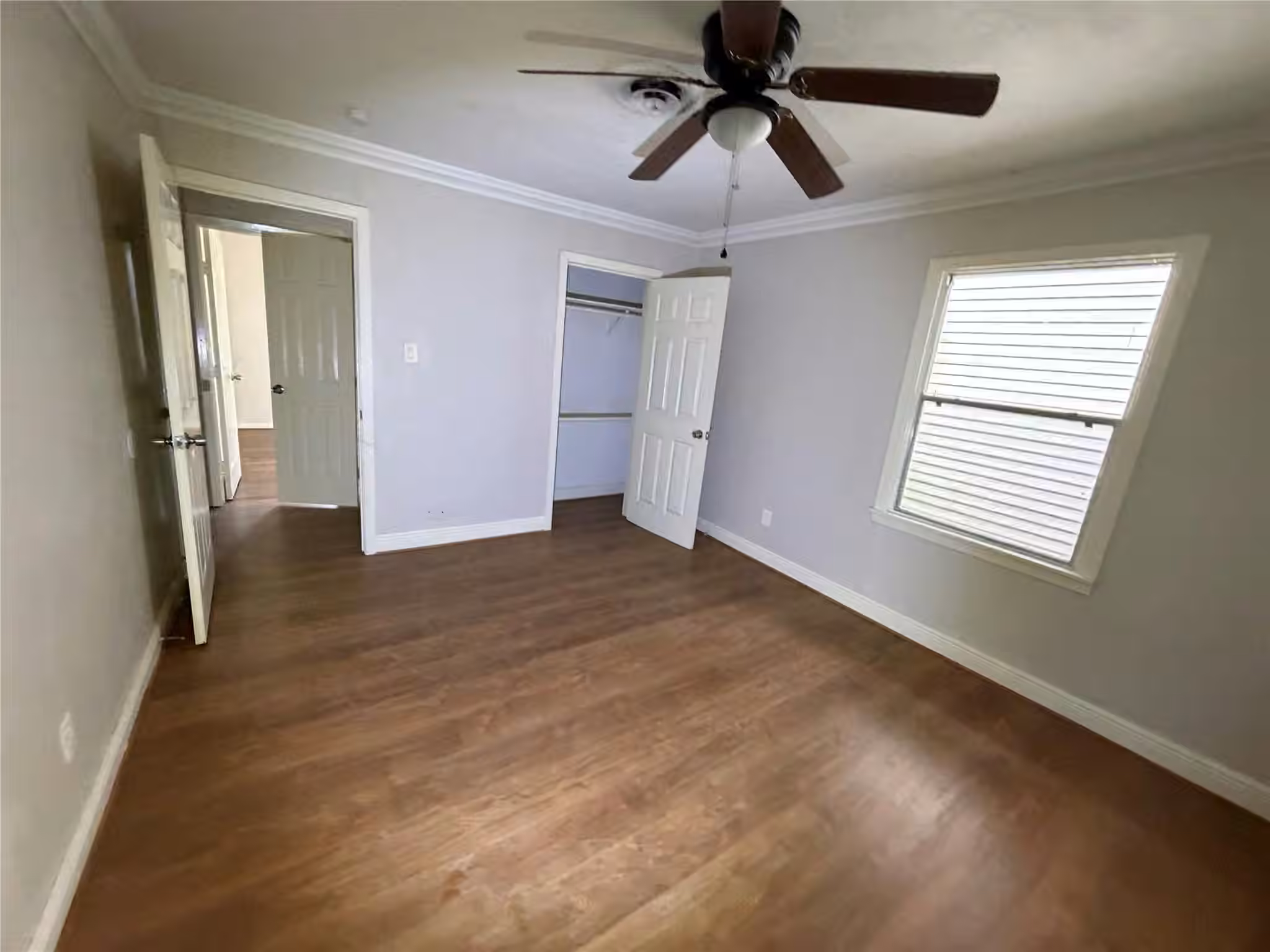 Photo 7 of 822 Harvard Street, Deer Park, TX