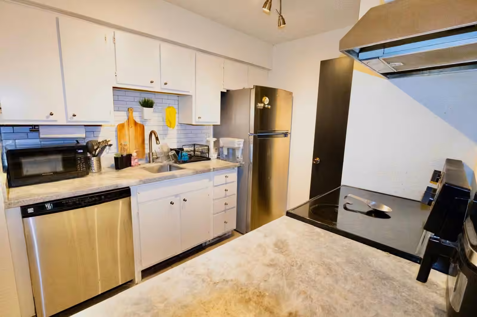 Photo 6 of 2125 Augusta Drive 1, Houston, TX