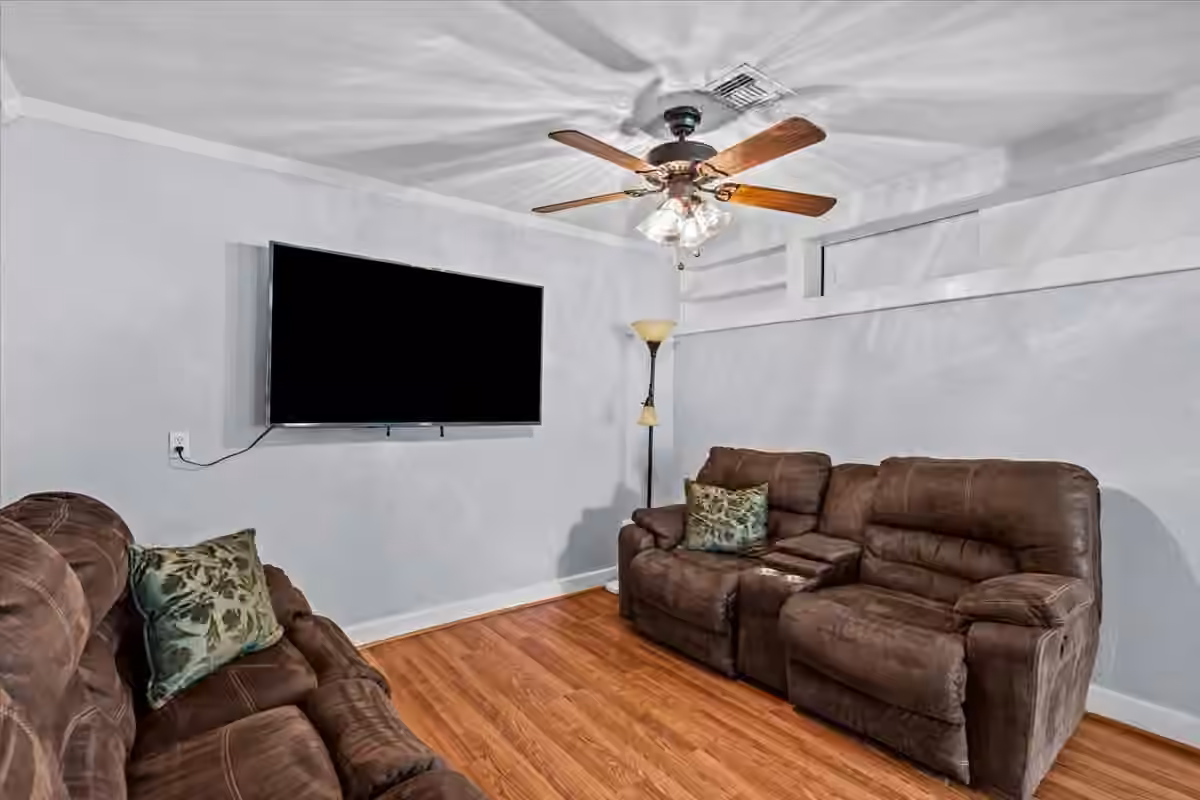 Photo 6 of 4018 Fm 646 Road N, Santa Fe, TX