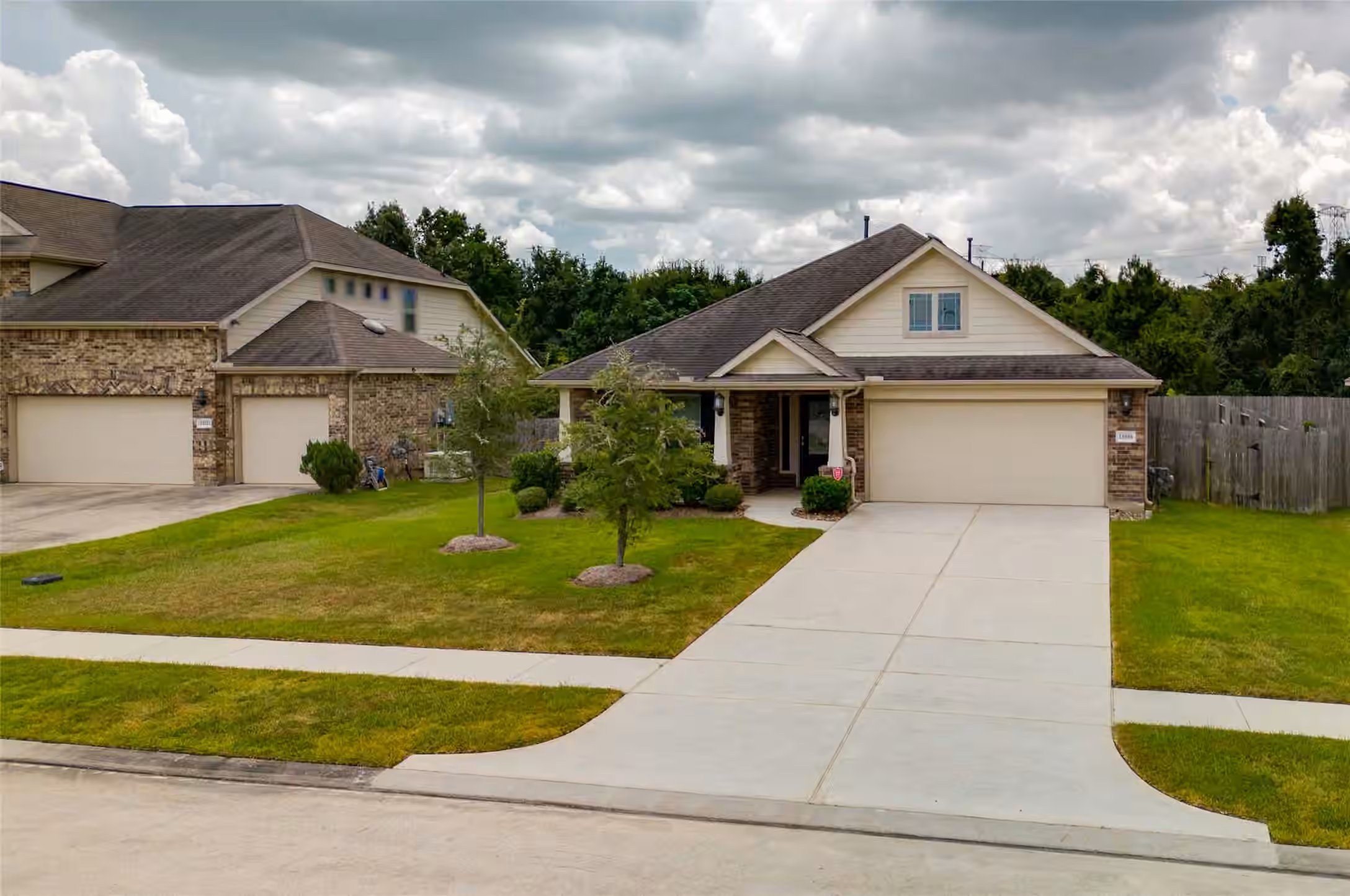 Photo 5 of 15518 Hudson Valley Court, Crosby, TX