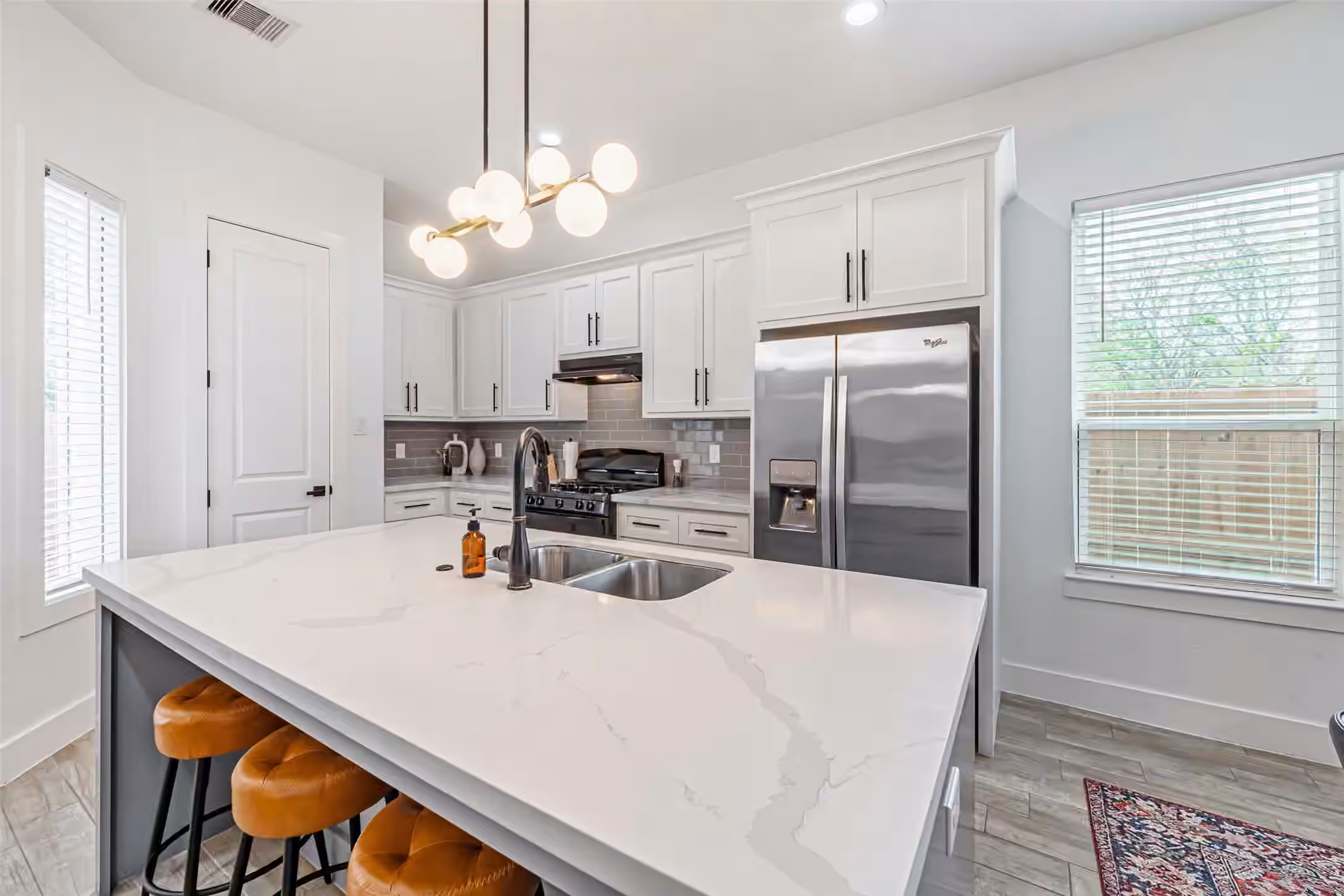Photo 2 of 1273 Dewalt Street, Houston, TX
