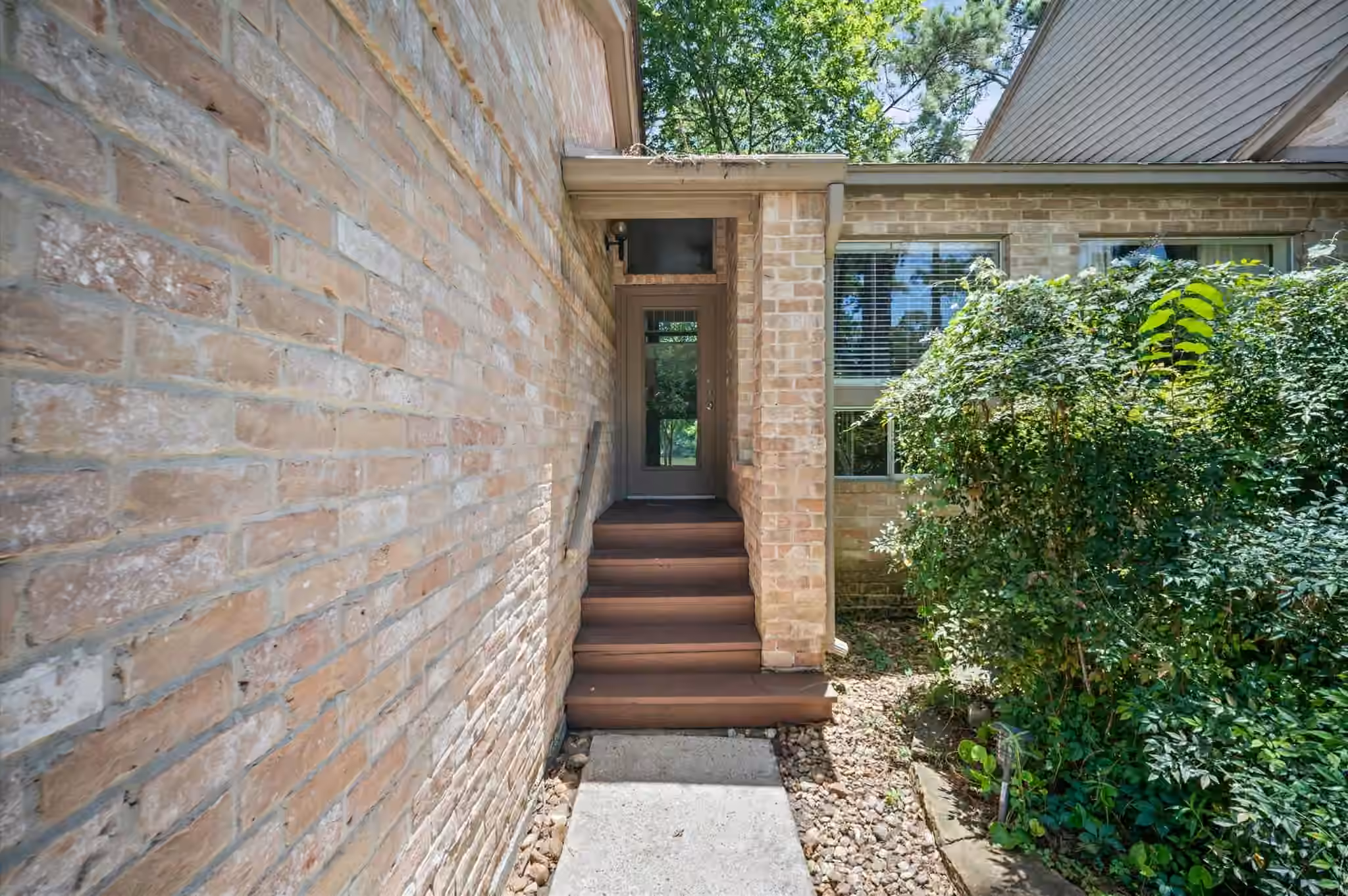 Photo 4 of 13 Lakeridge Drive, Spring, TX