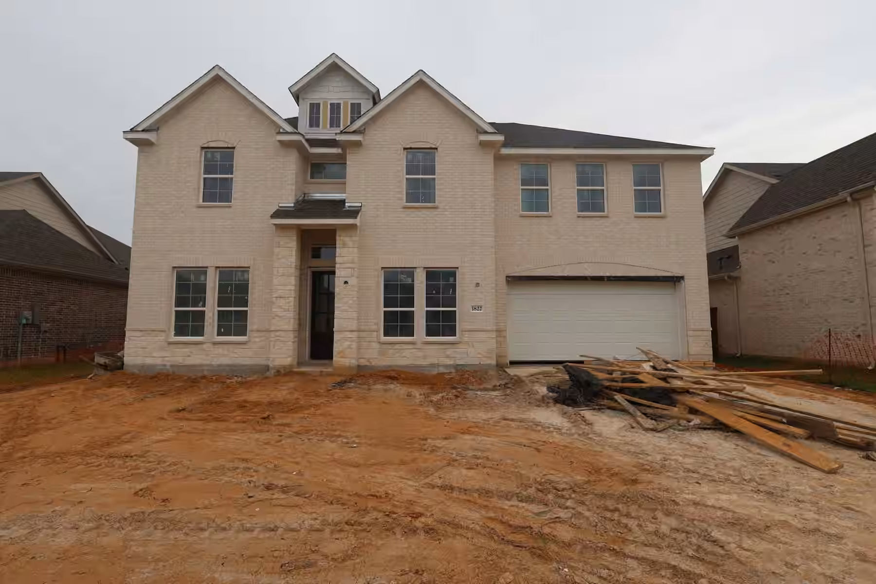 Photo 3 of 1822 N Wildflower Drive, Deer Park, TX