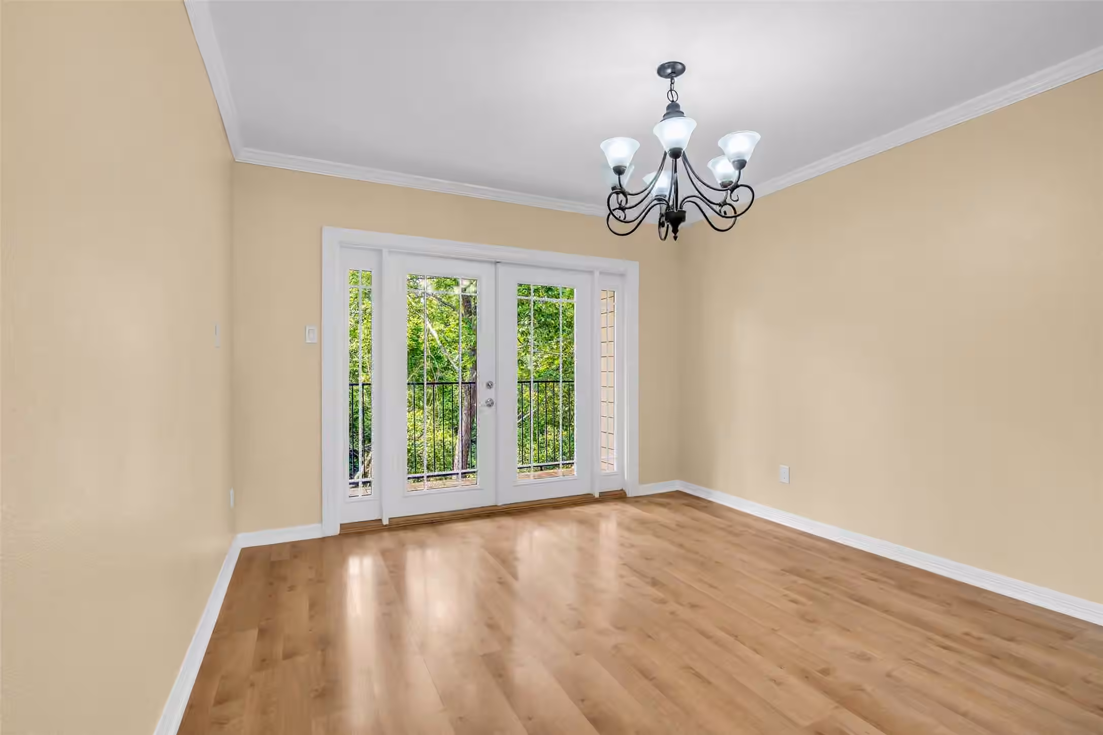 Photo of 1800 Stoney Brook Drive 205, Houston, TX