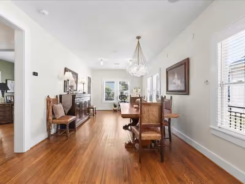 Photo 3 of 629 E 19th Street, Houston, TX