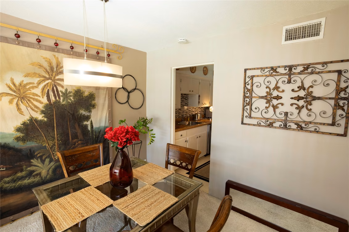 Photo 4 of 2101 Fountain View Drive 56C, Houston, TX