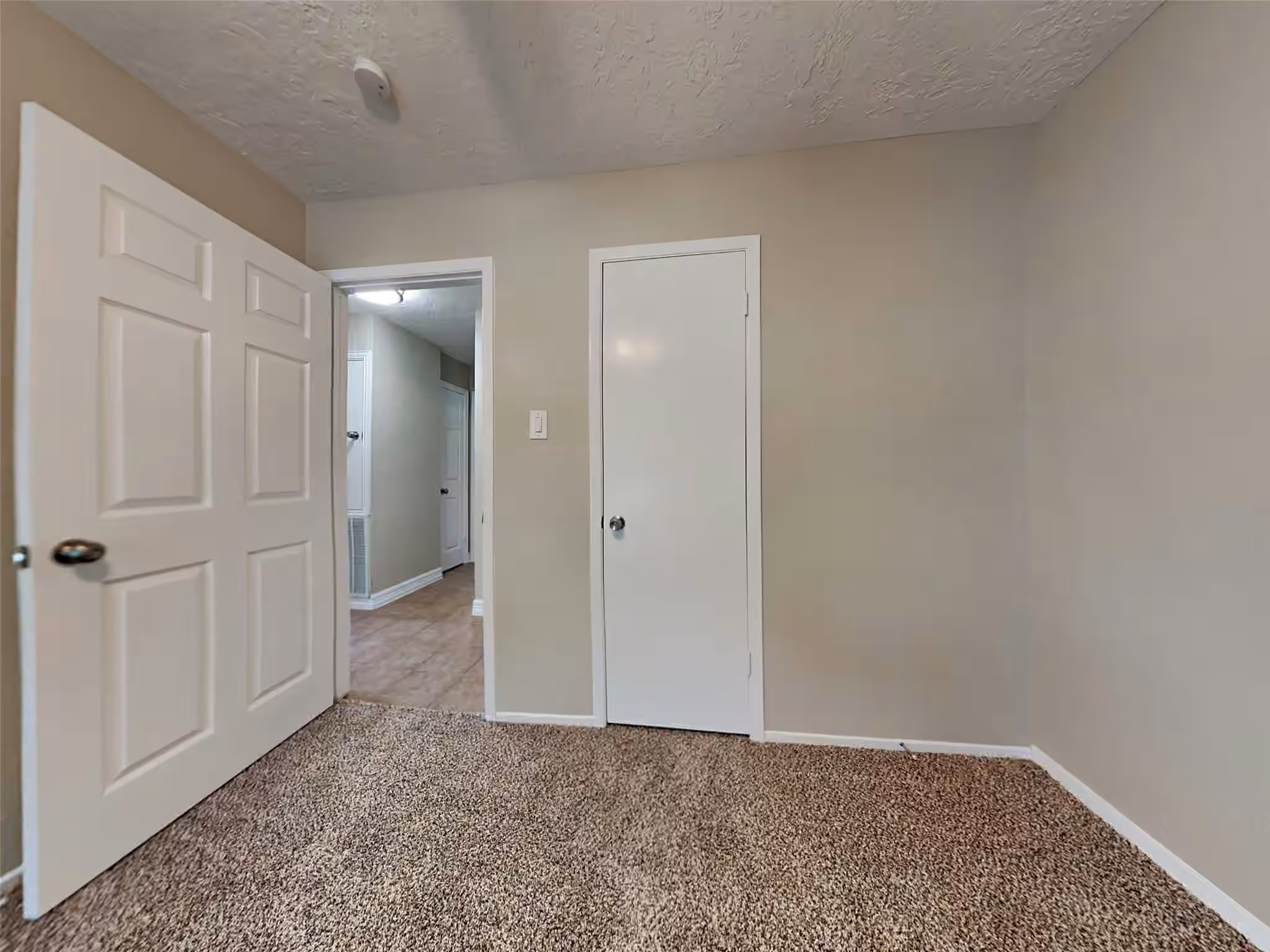 Photo 4 of 123 Greenshire Drive, League City, TX