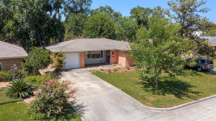 Photo 2 of 515 Azaleadell Drive, Houston, TX