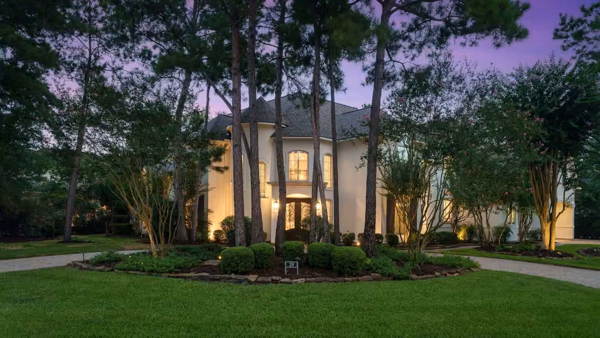 Photo of 39 N Palmiera Circle, The Woodlands, TX