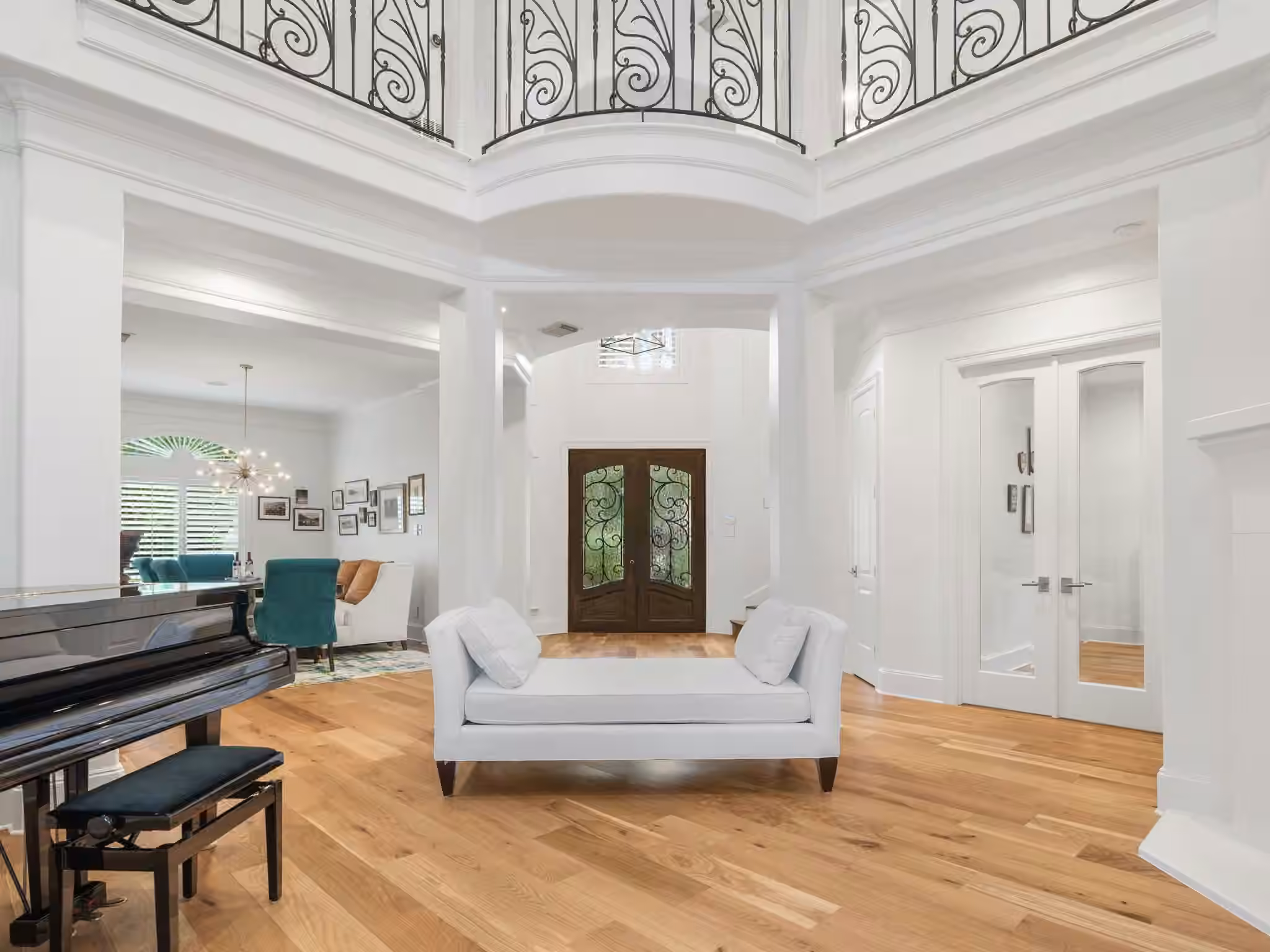 Photo 7 of 39 N Palmiera Circle, The Woodlands, TX