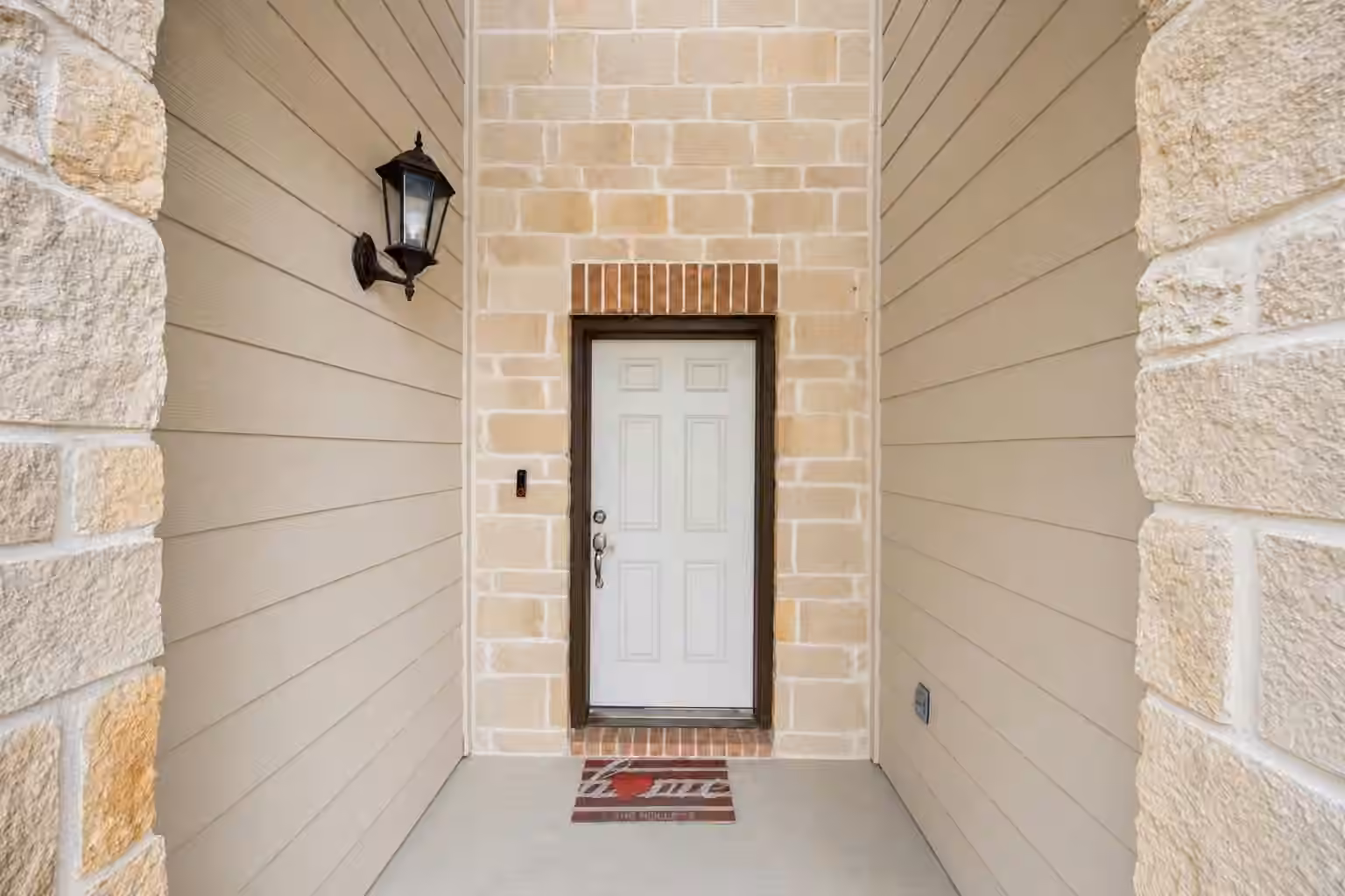 Photo 2 of 10601 Clouds Rest Drive, Arcola, TX