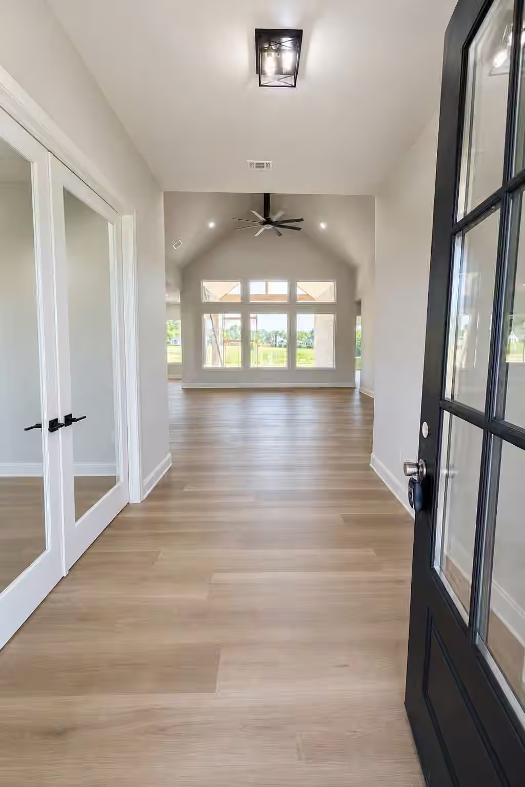 Photo 4 of 18803 Serene Water Drive, Montgomery, TX