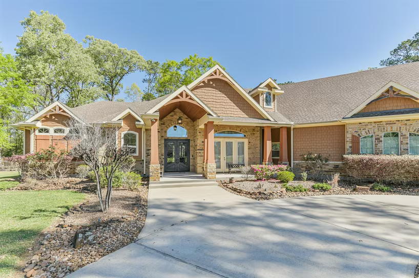Photo 3 of 427 Lassen Villa Court, Huffman, TX