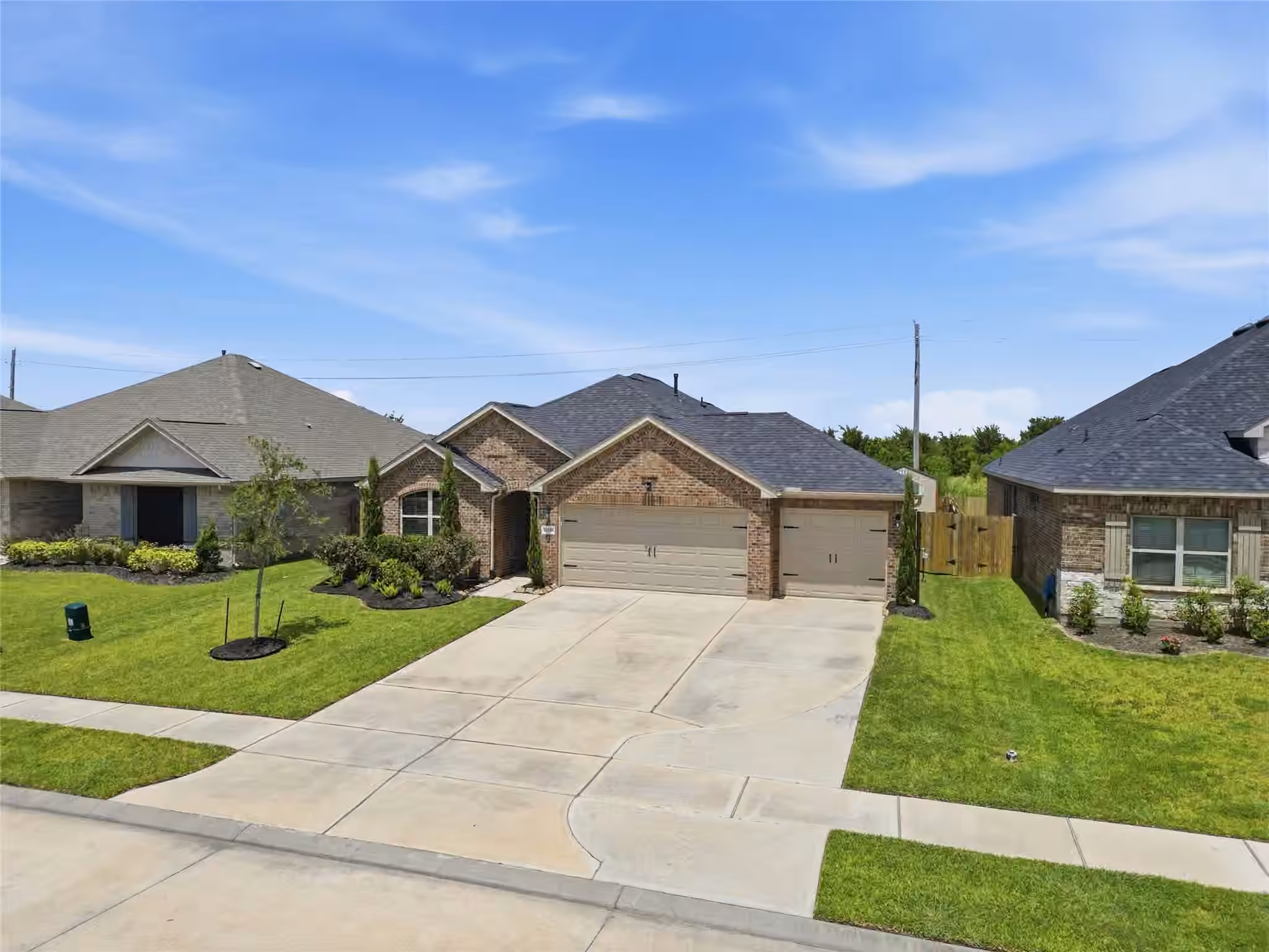 Photo 4 of 11116 Crawford Street, Texas City, TX