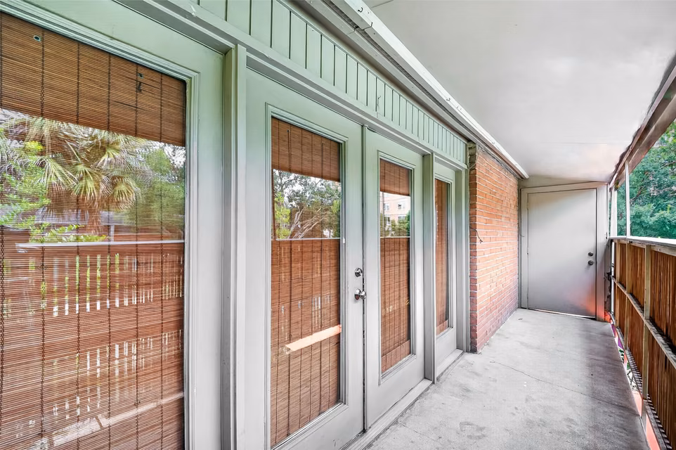 Photo 4 of 3930 W Alabama Street 8, Houston, TX