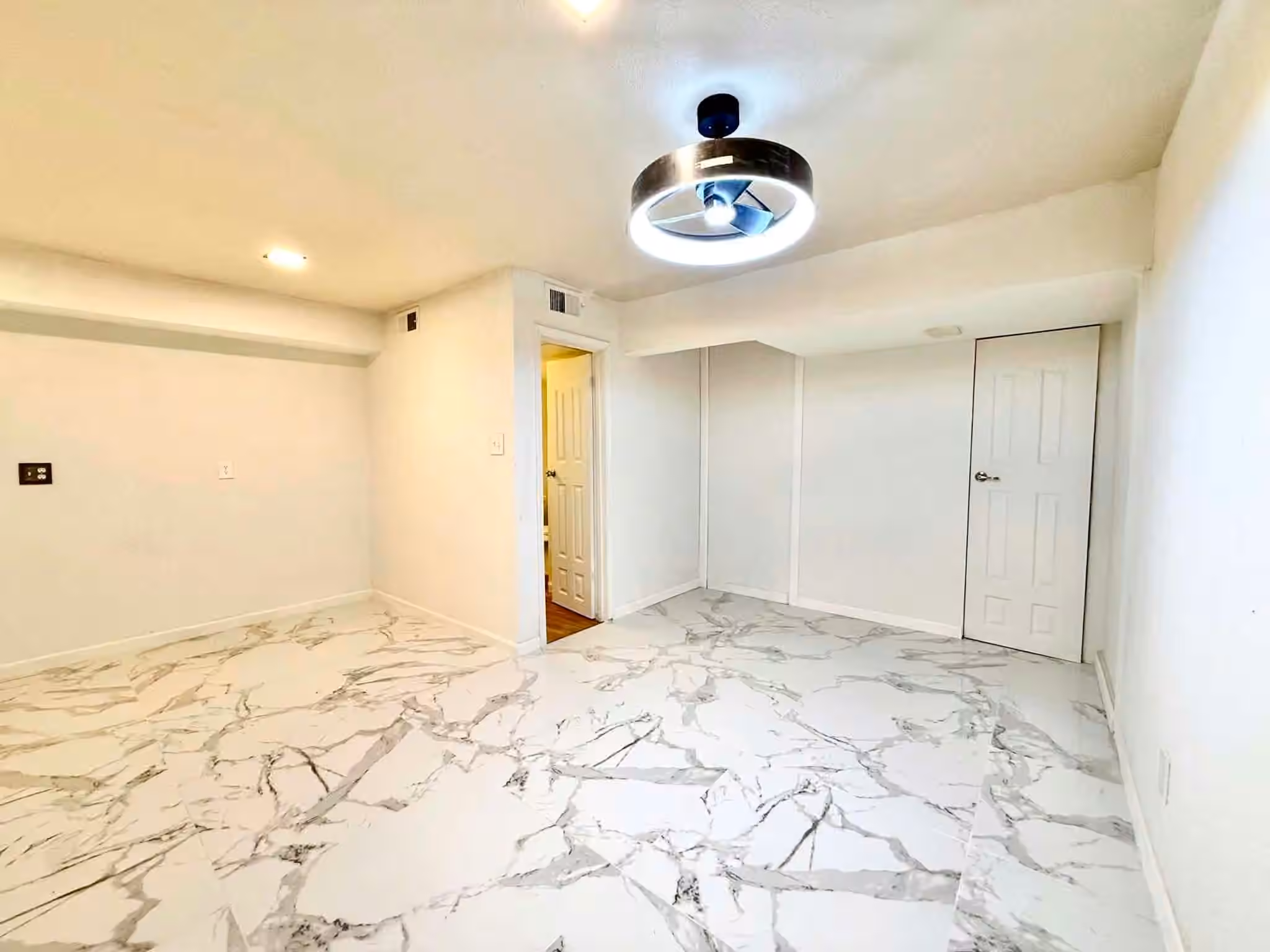 Photo 2 of 11919 Beechnut Street, Houston, TX