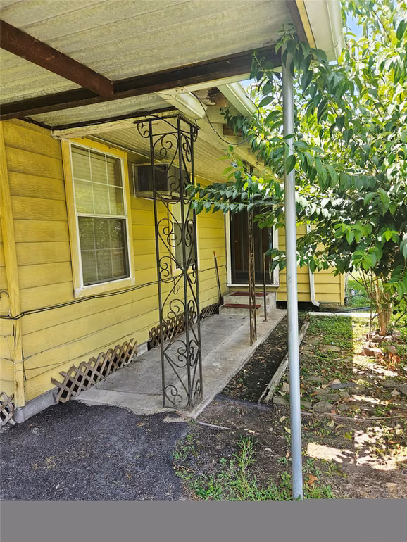 Photo of 7226 Philibert Lane, Houston, TX 77028