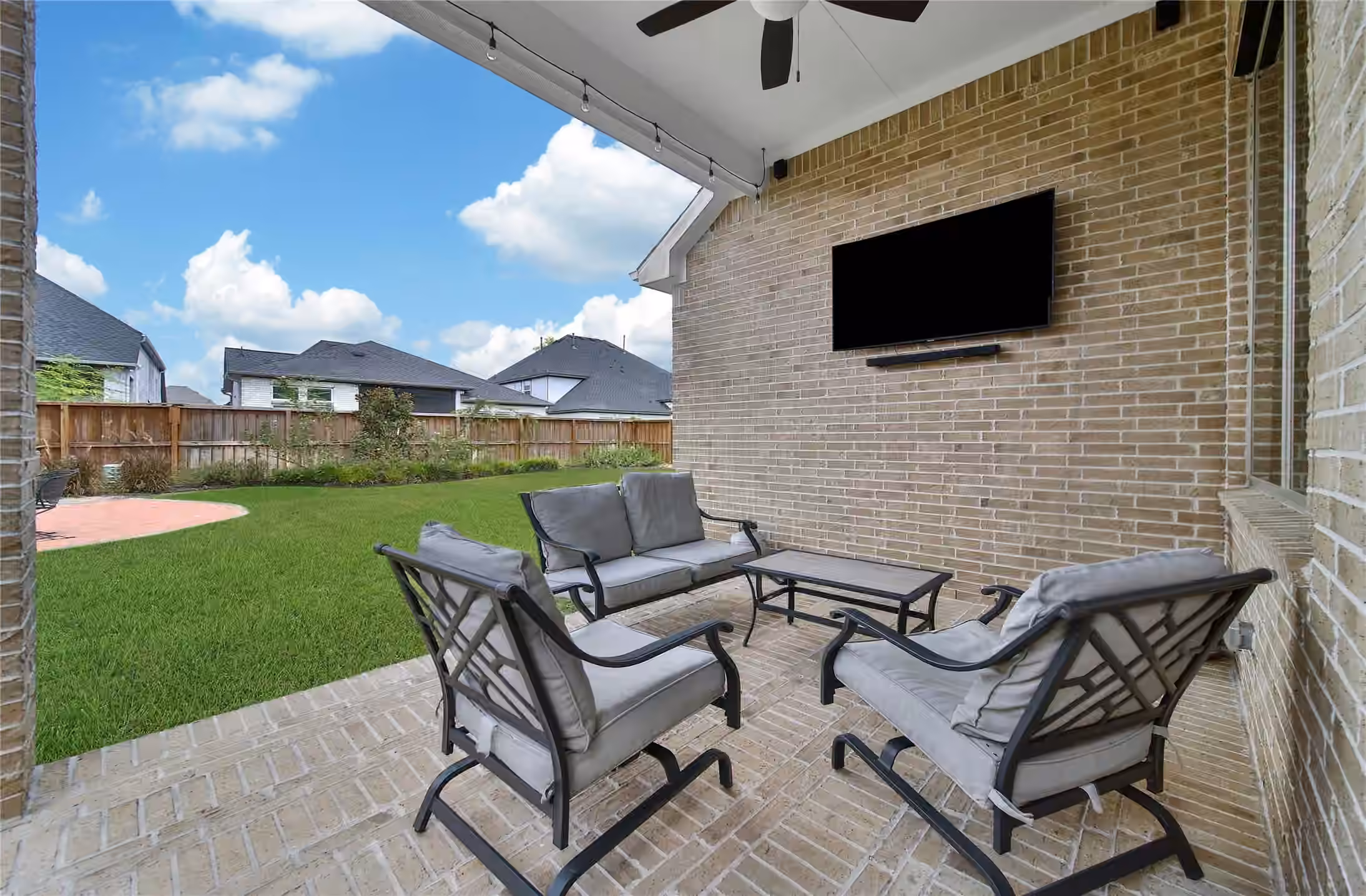 Photo 5 of 4611 Silver Moon Drive, Spring, TX