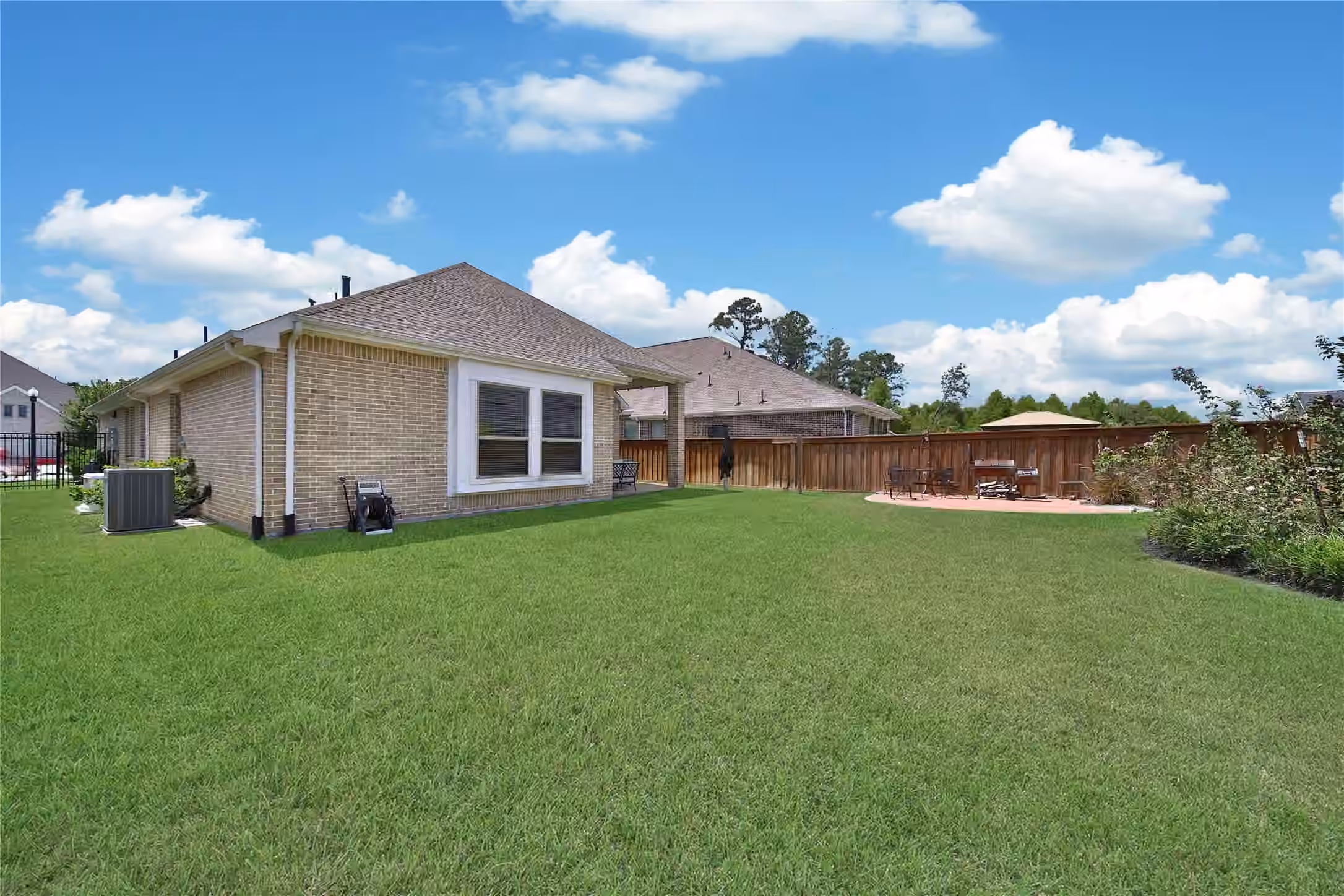 Photo 7 of 4611 Silver Moon Drive, Spring, TX