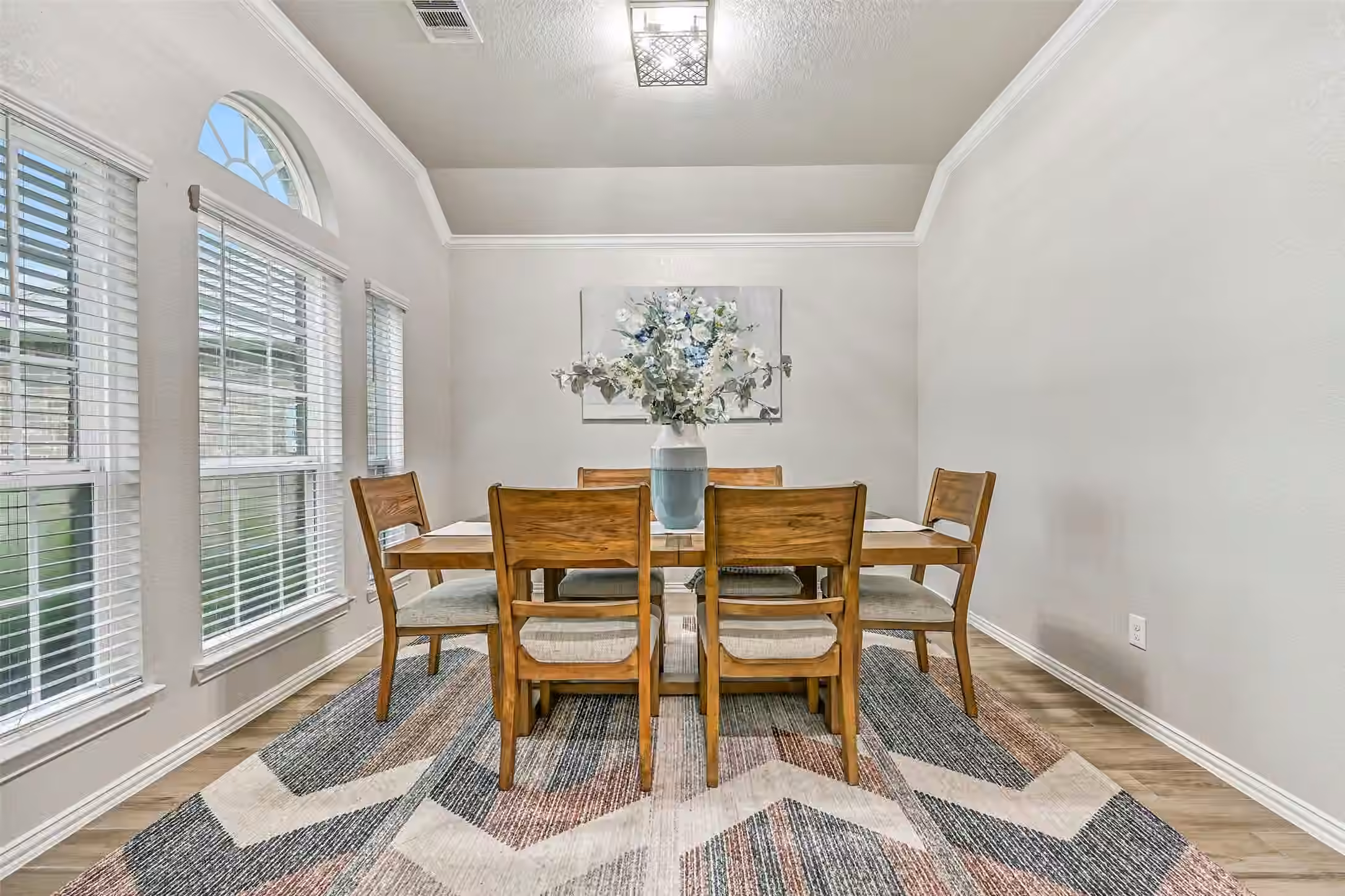 Photo 4 of 305 Bordeaux Court, Alvin, TX