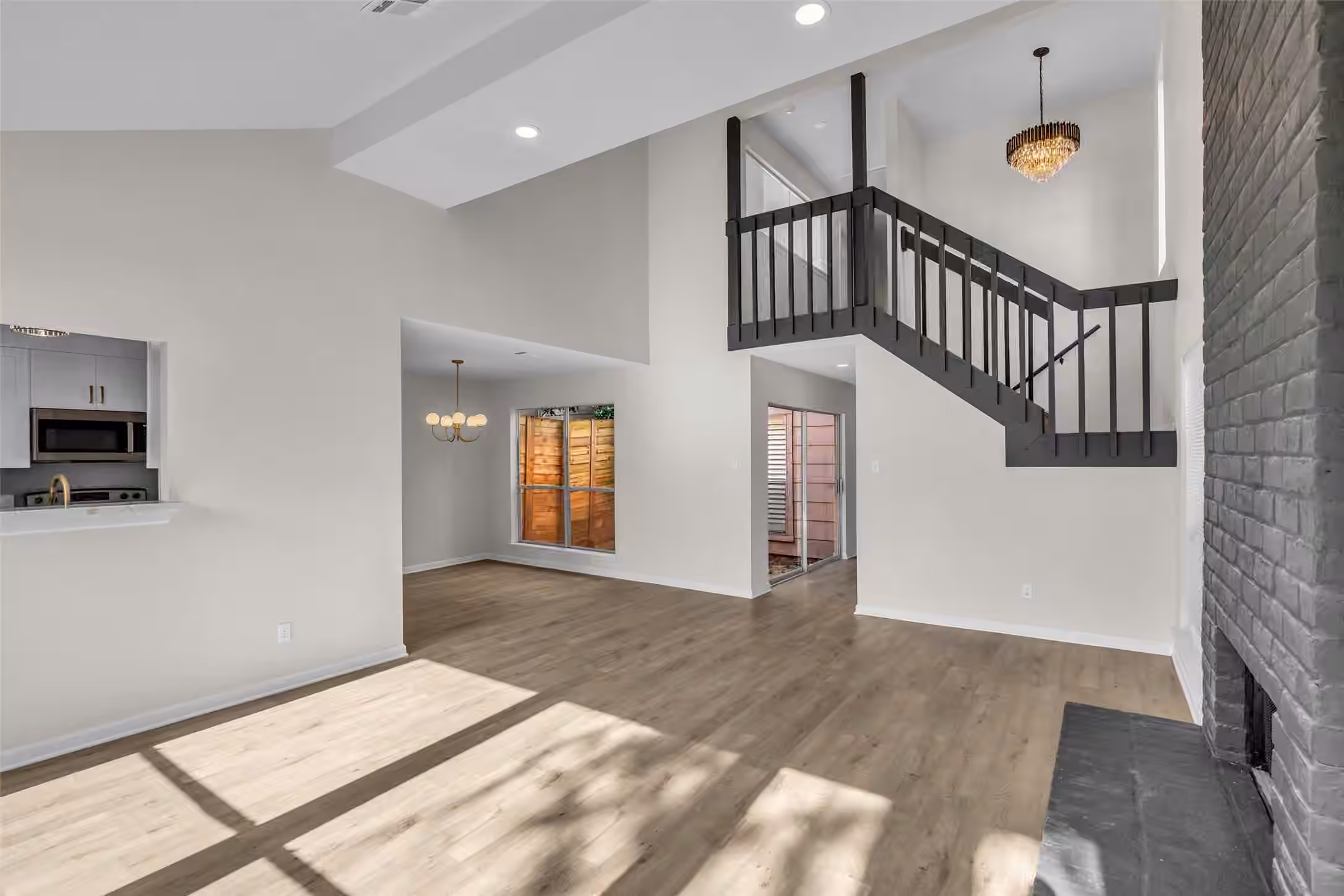 Photo 3 of 1907 Trixie Lane, Houston, TX