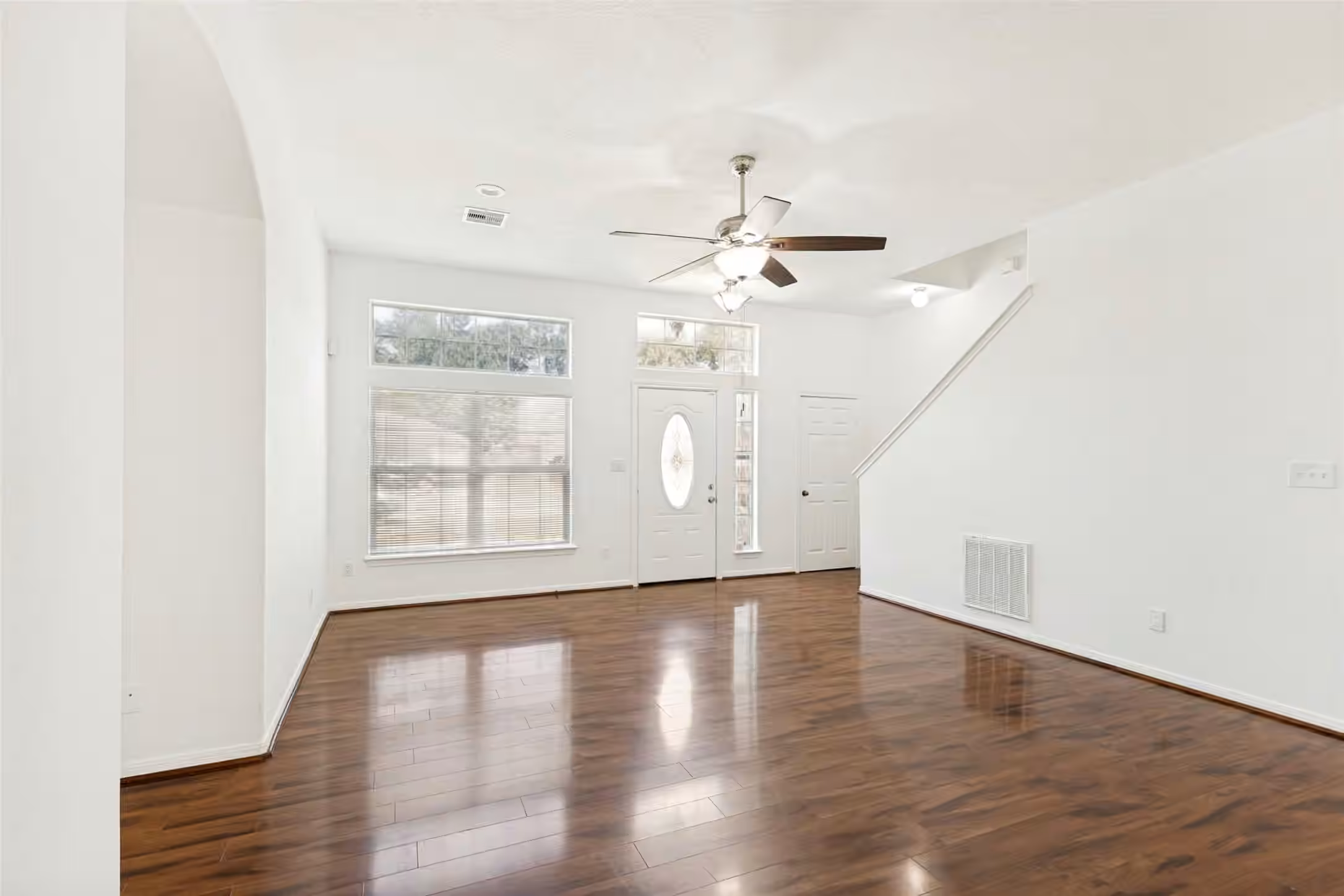 Photo 5 of 16428 Ryan Guinn Way, Conroe, TX