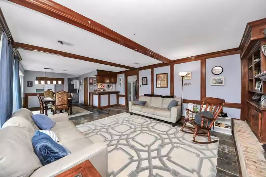 Photo 7 of 16406 Shady Elms Drive, Houston, TX