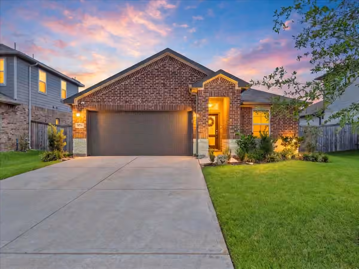 Photo of 10716 Discovery Lane, Texas City, TX 77591