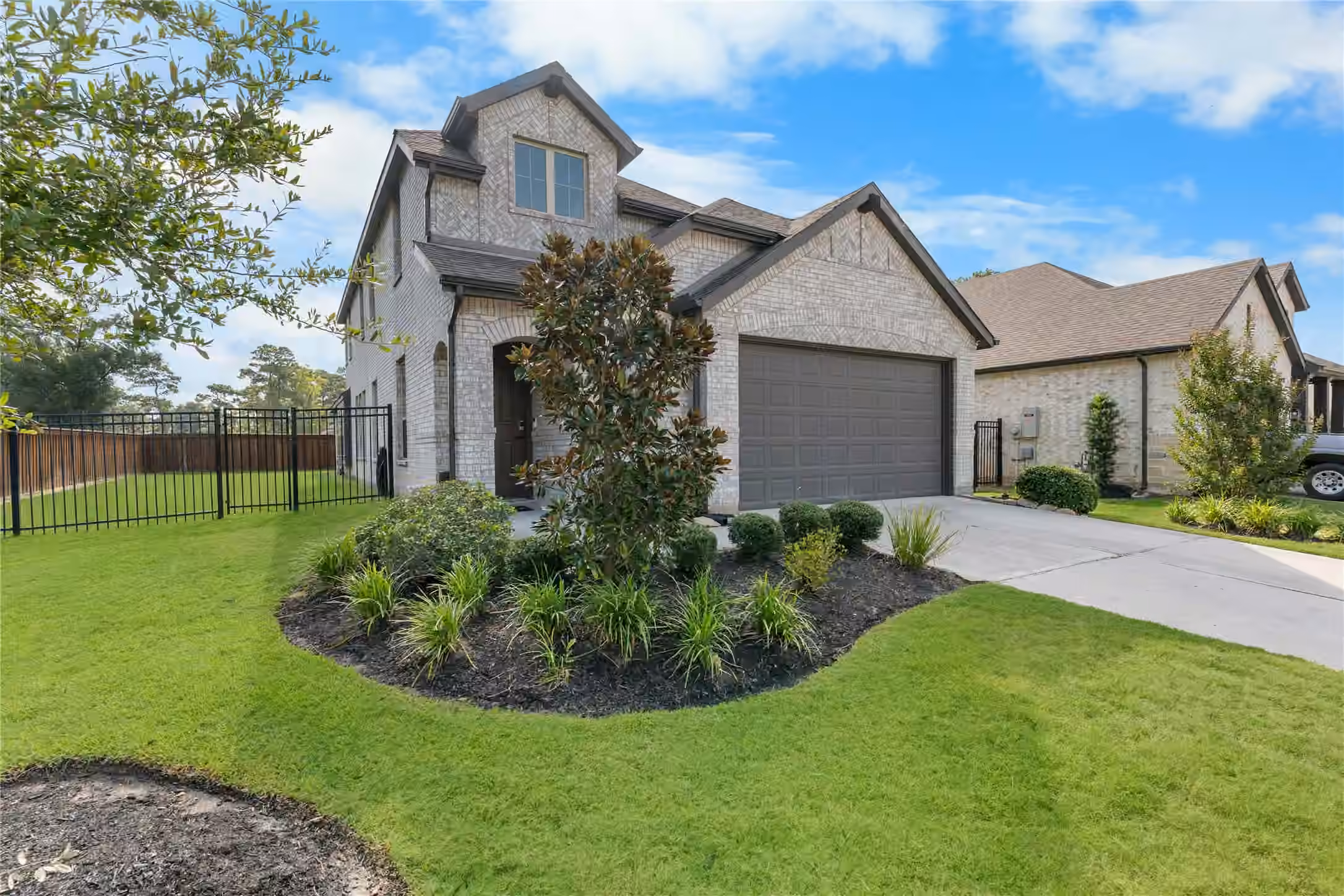 Photo 7 of 27208 Dripping Ledge Court, Magnolia, TX