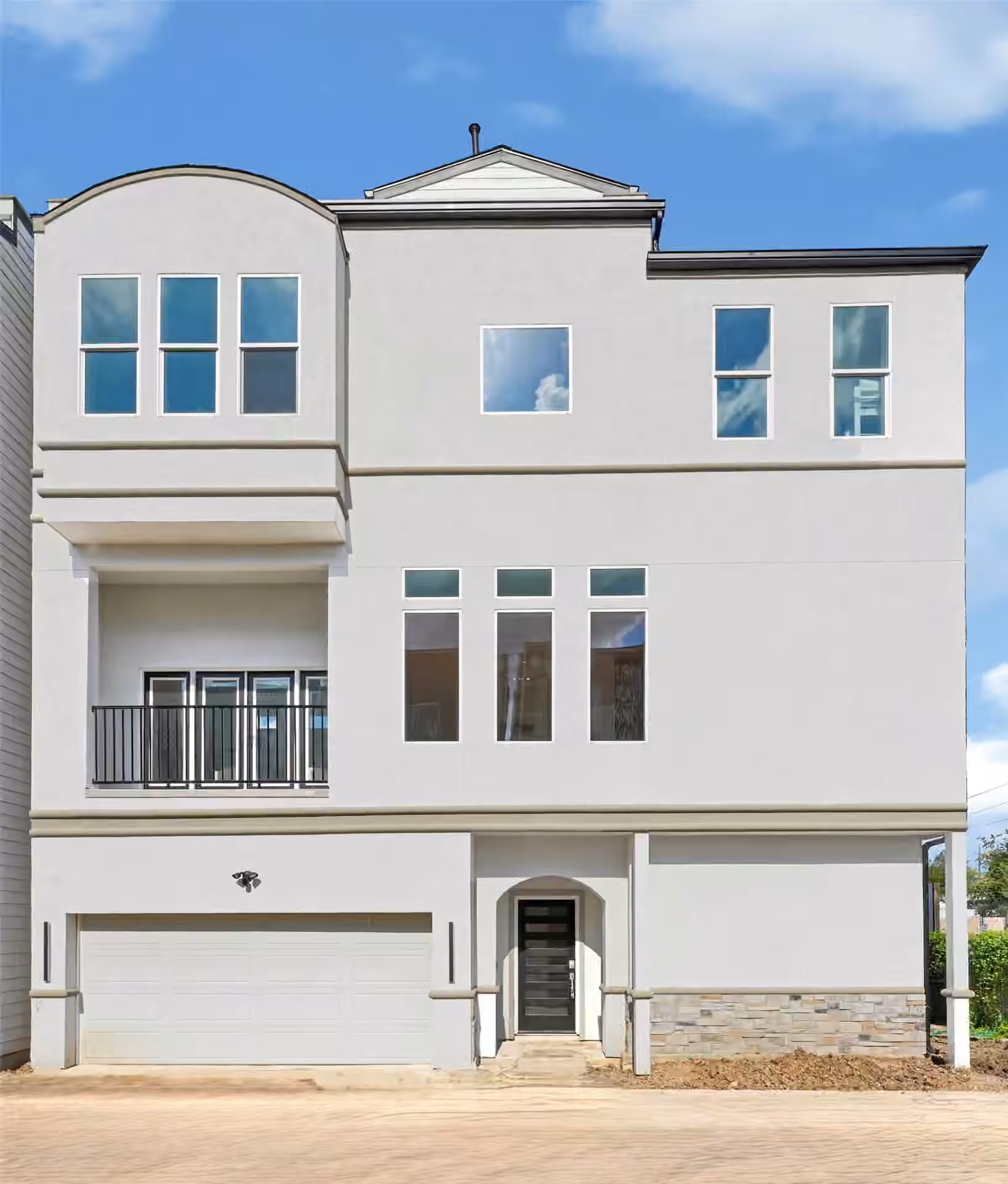 Photo 3 of 5617 Val Verde Street B, Houston, TX