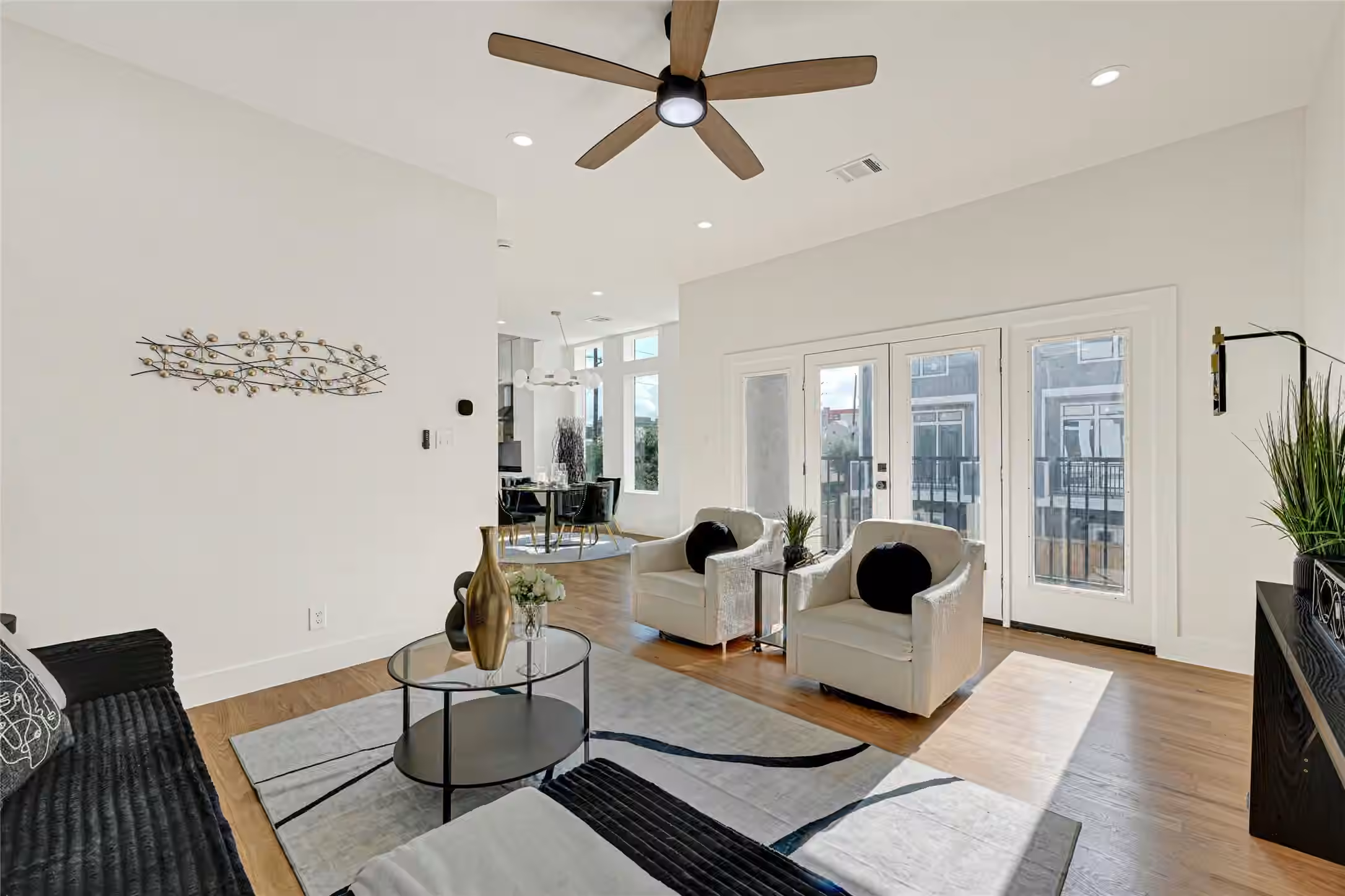 Photo 7 of 5617 Val Verde Street B, Houston, TX