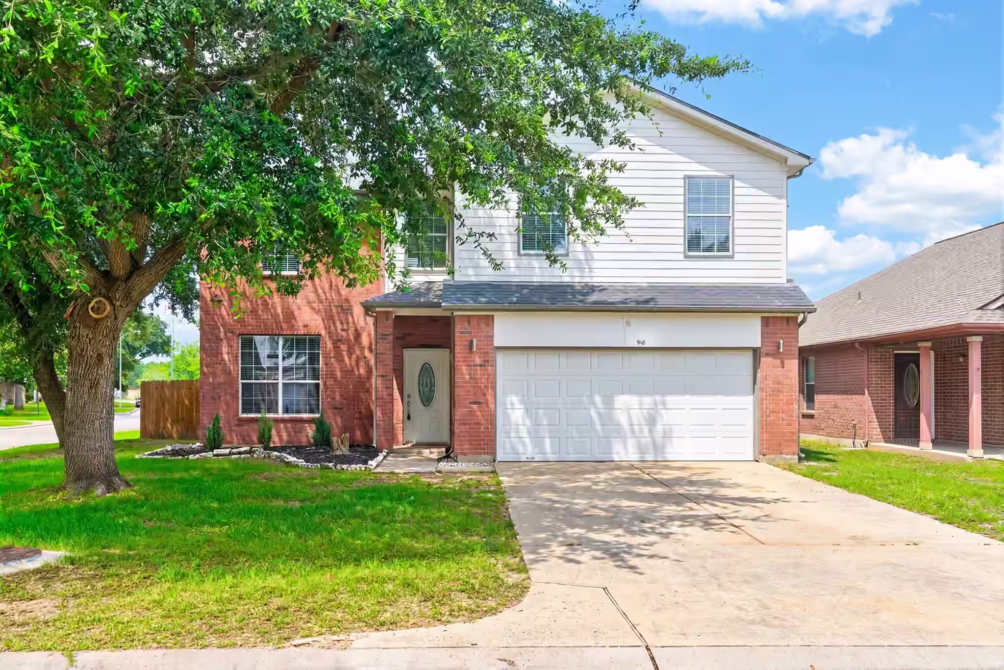 Photo 2 of 918 Ivycroft Lane, Spring, TX