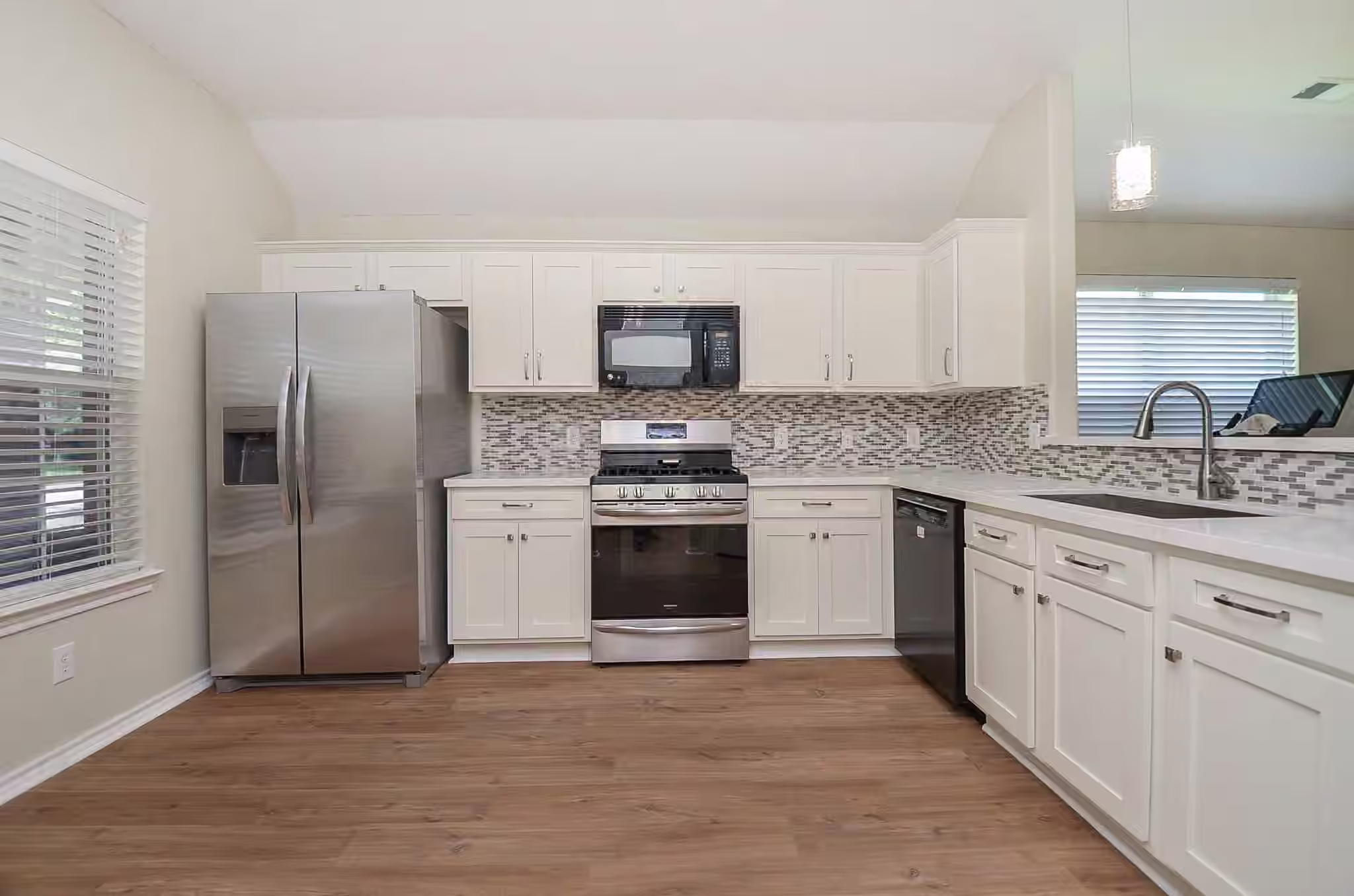Photo of 4107 Merlet Drive, Pearland, TX 77584
