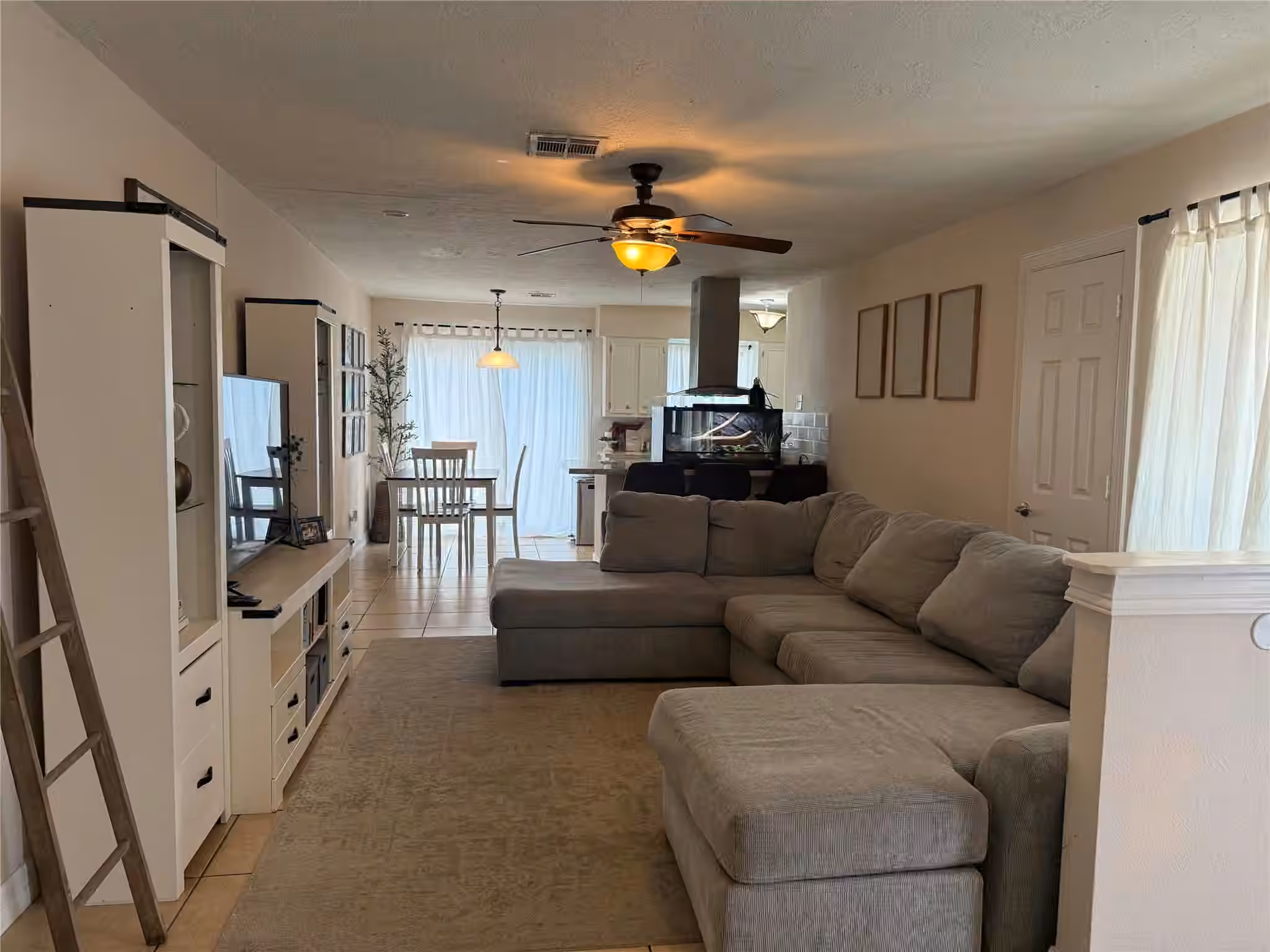 Photo 6 of 4327 Oakside Drive, Houston, TX